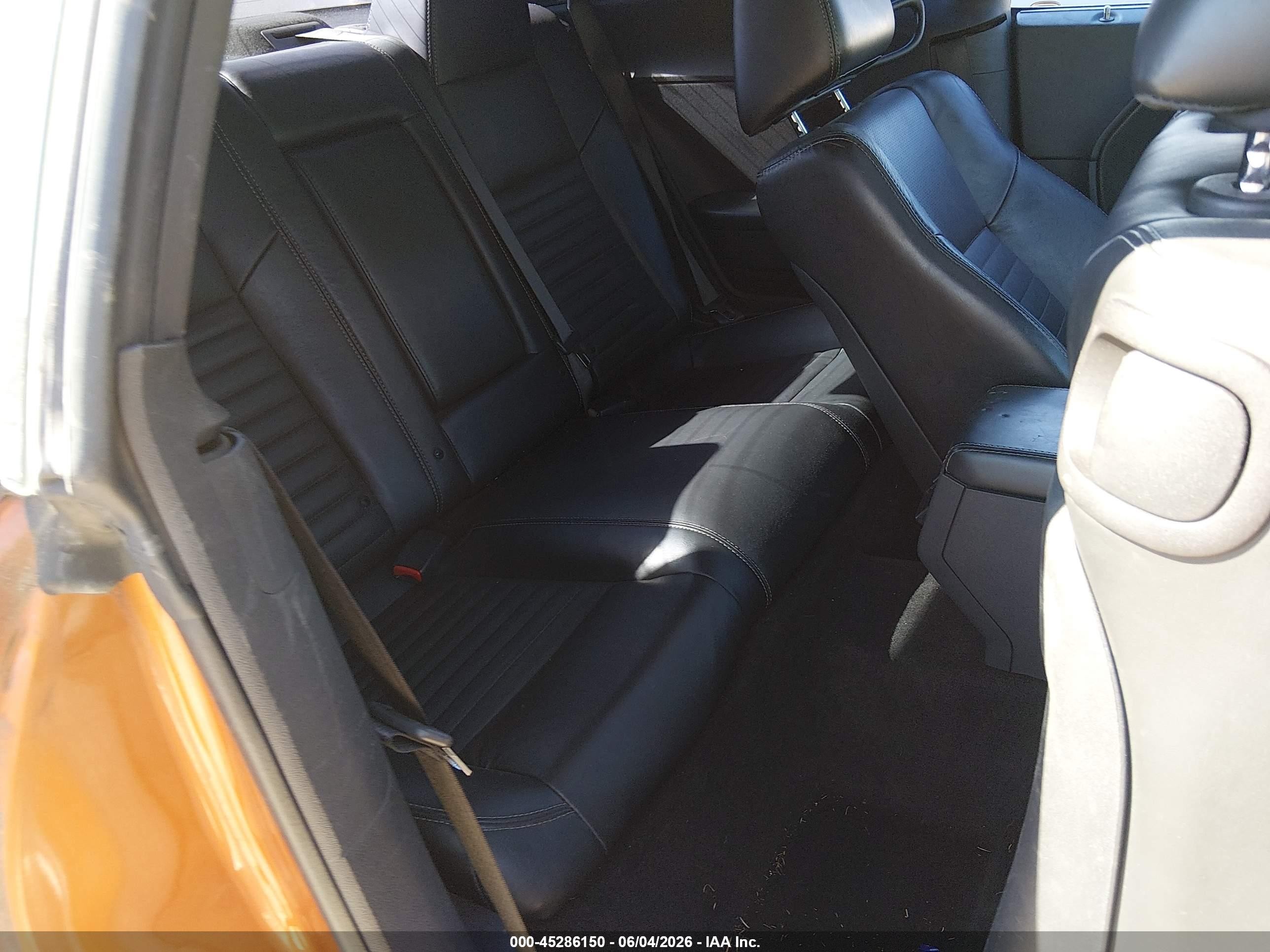 2011 Dodge Challenger R/t Orange vin: 2B3CJ5DT4BH569865