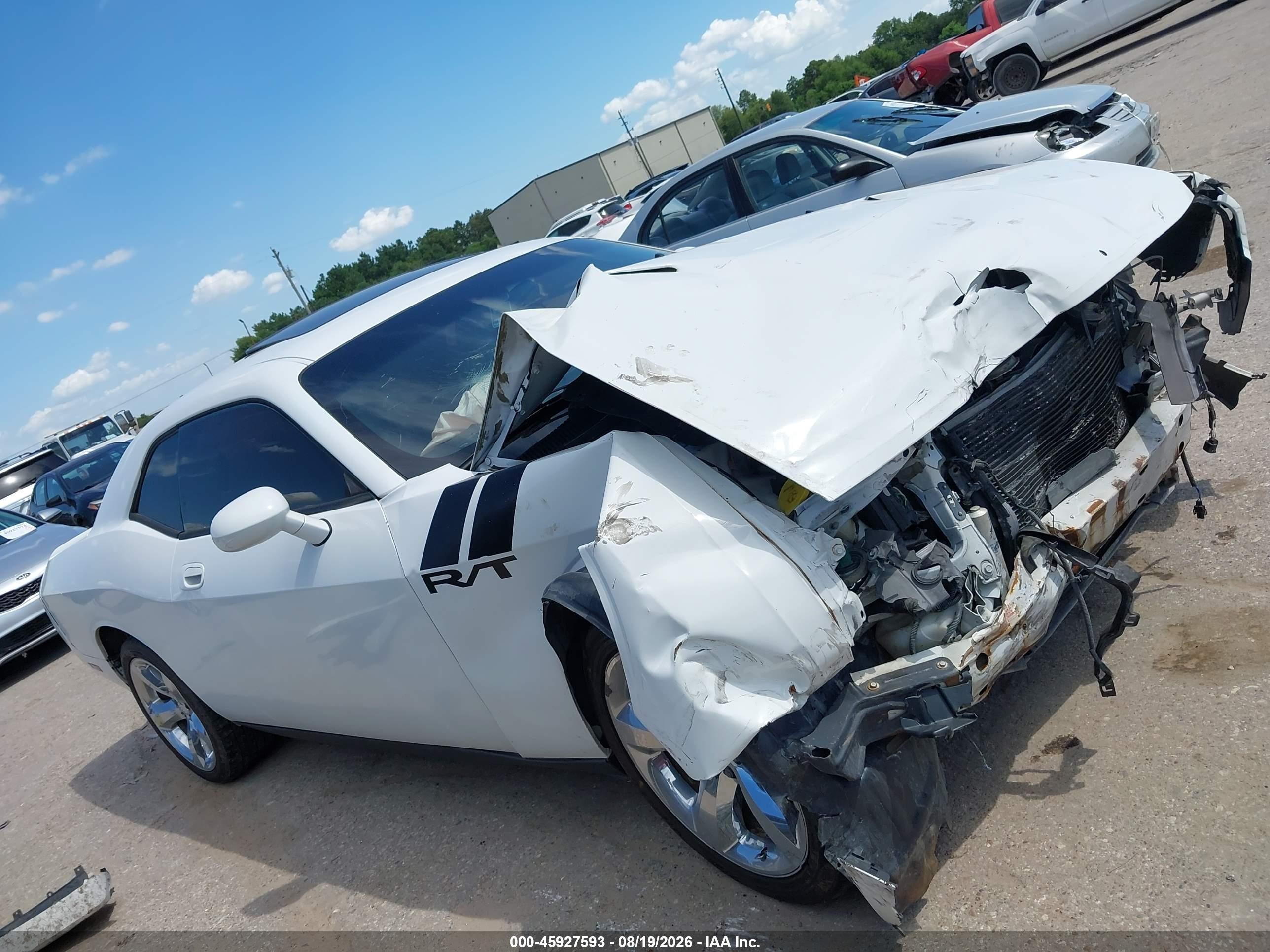 2010 Dodge Challenger R/t White vin: 2B3CJ5DT5AH283652