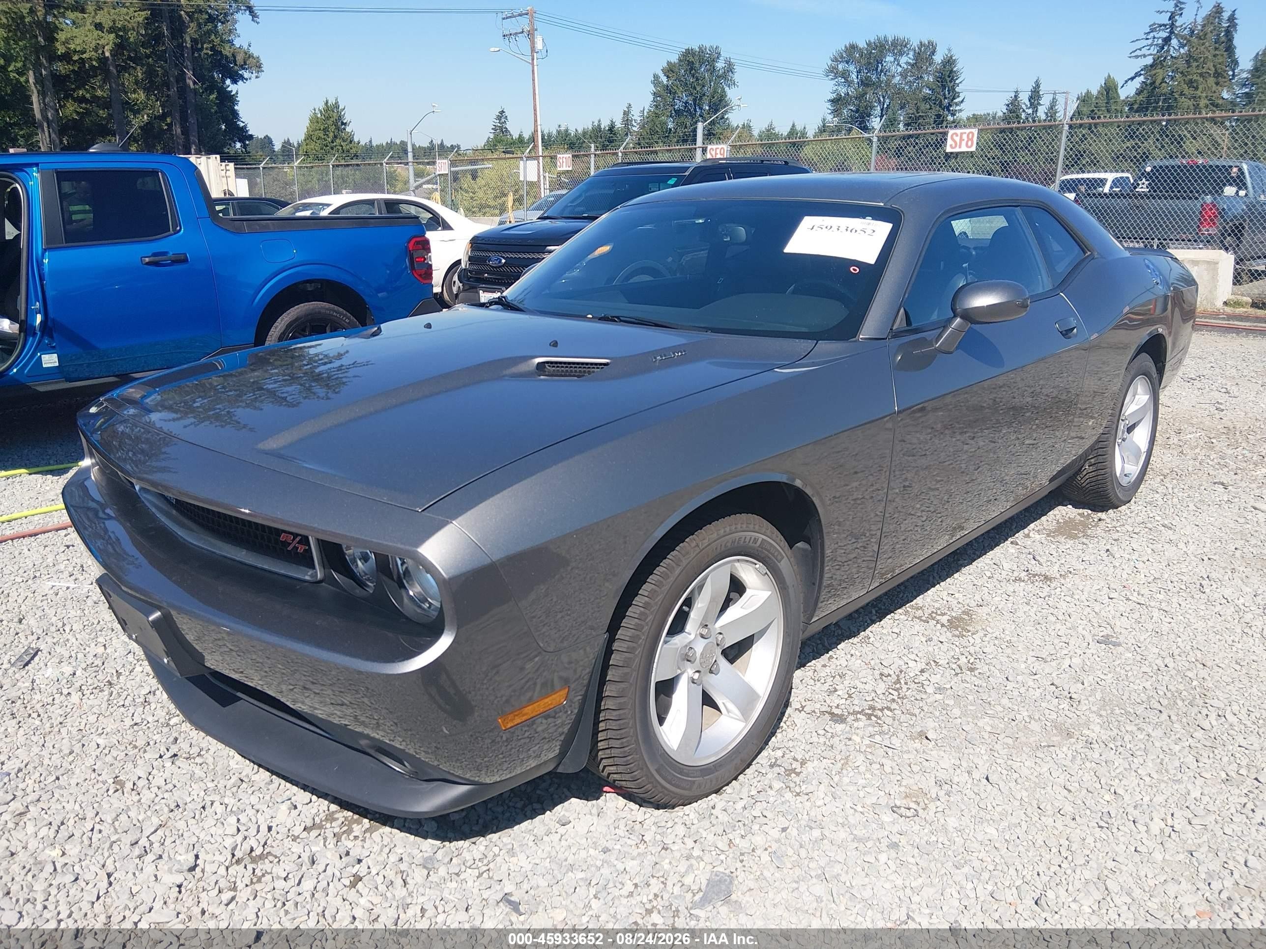 2011 Dodge Challenger R/t Серый vin: 2B3CJ5DT6BH578454