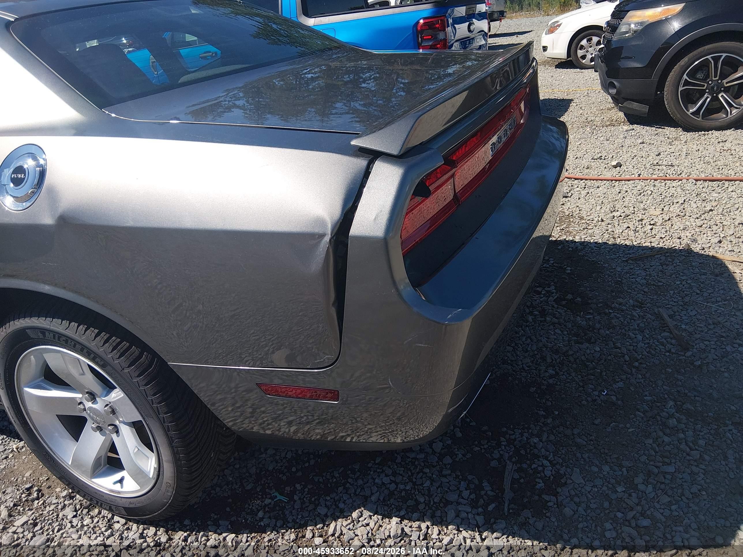 2011 Dodge Challenger R/t Серый vin: 2B3CJ5DT6BH578454