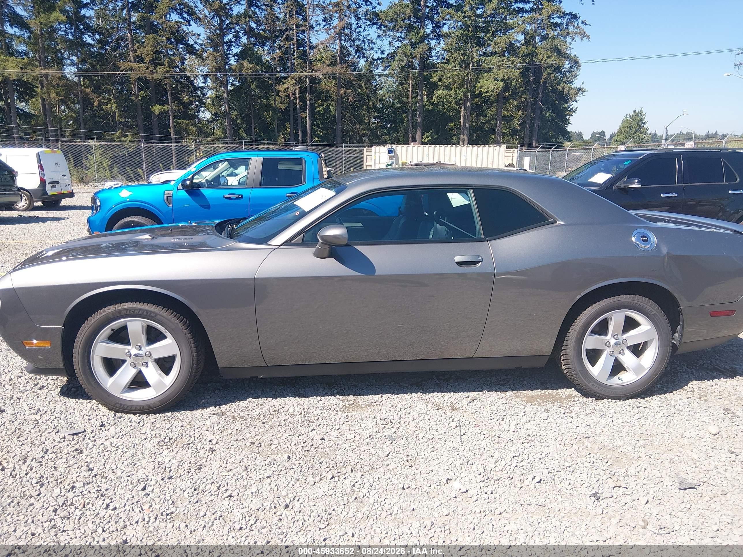 2011 Dodge Challenger R/t Серый vin: 2B3CJ5DT6BH578454