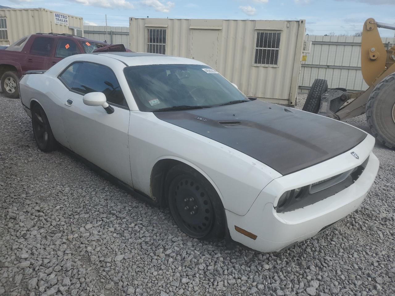 2010 Dodge Challenger R/t White vin: 2B3CJ5DT7AH296838