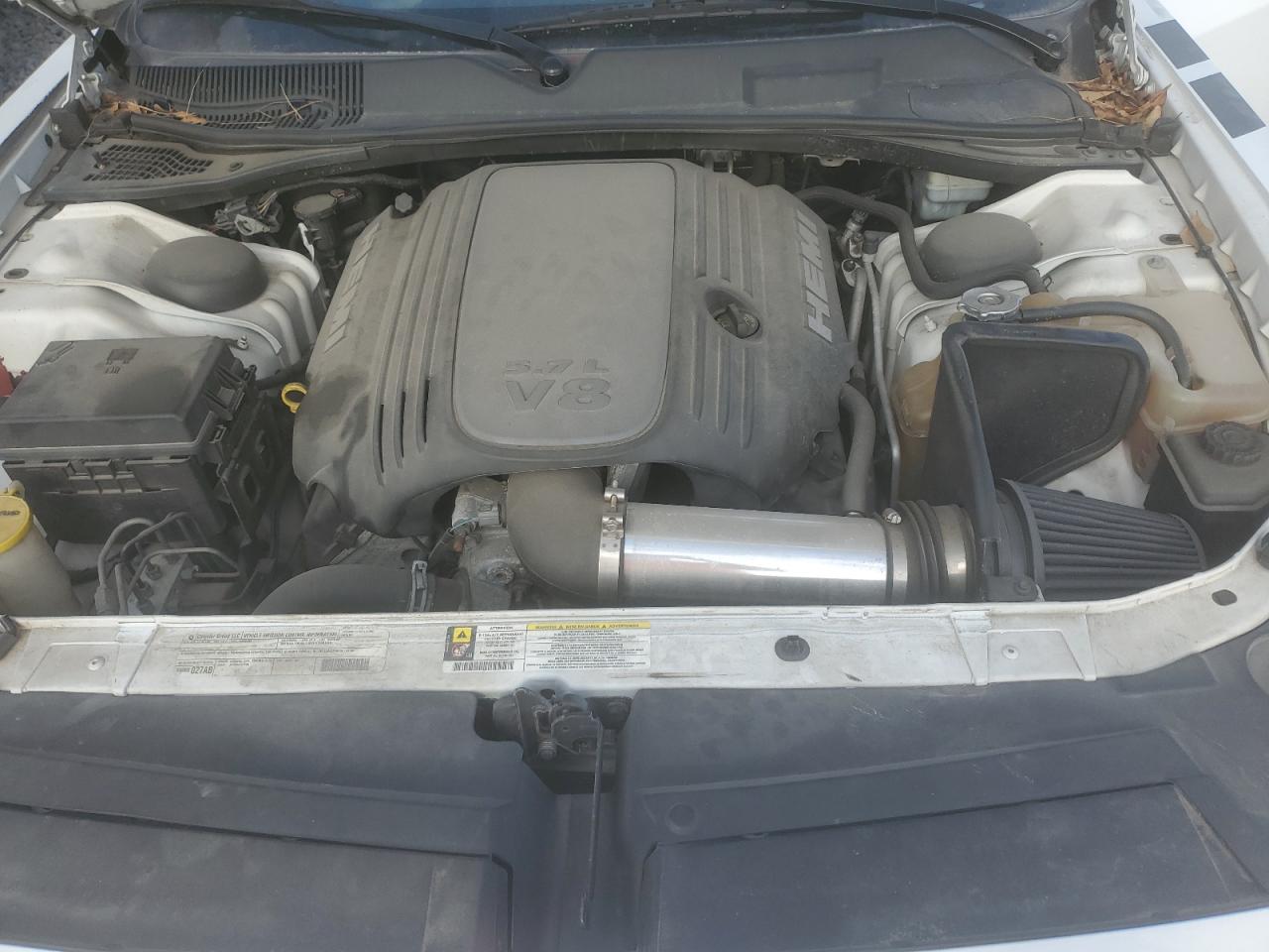 2010 Dodge Challenger R/t White vin: 2B3CJ5DT7AH296838