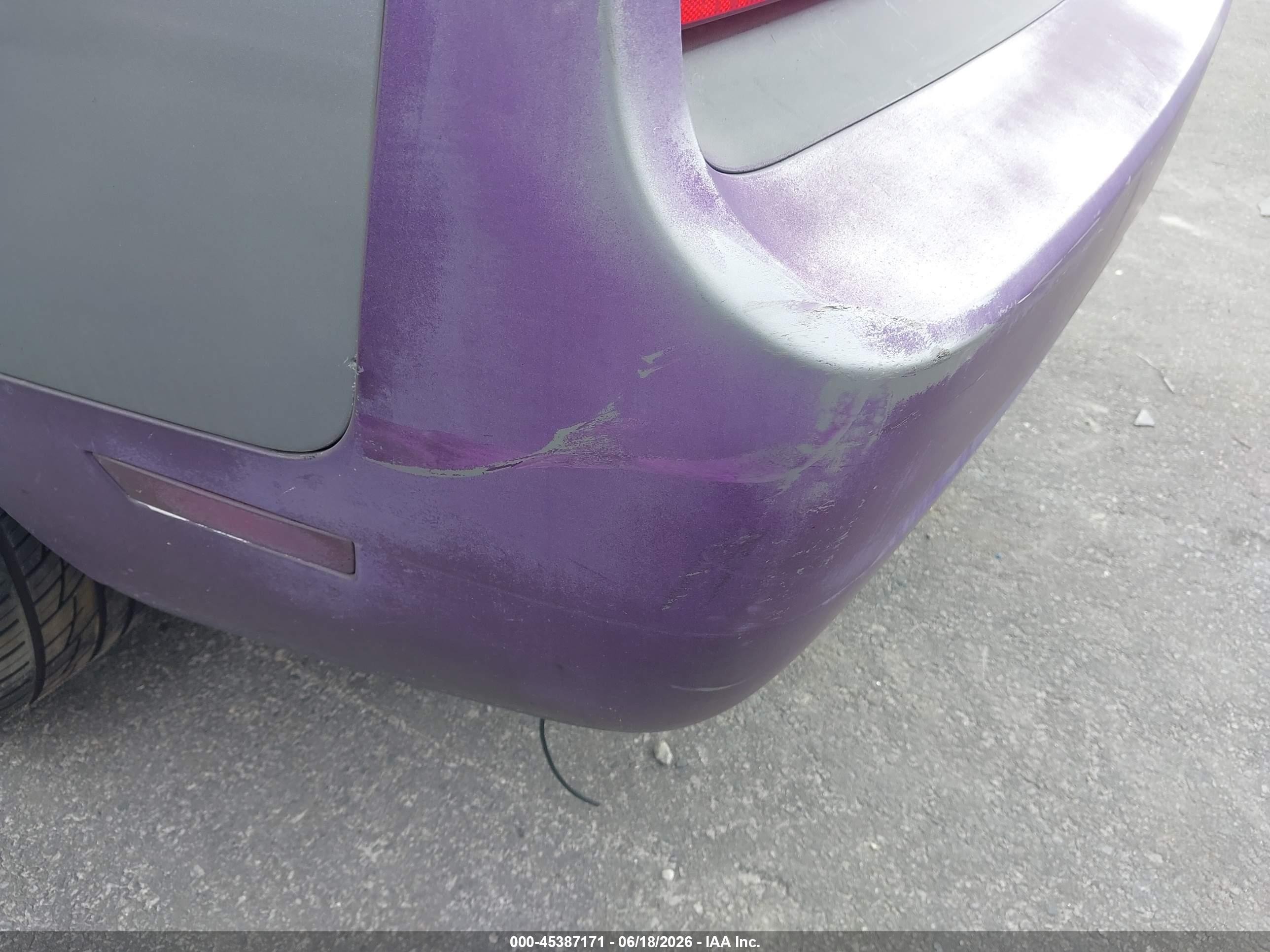 2011 Dodge Challenger R/t Purple vin: 2B3CJ5DT8BH560831