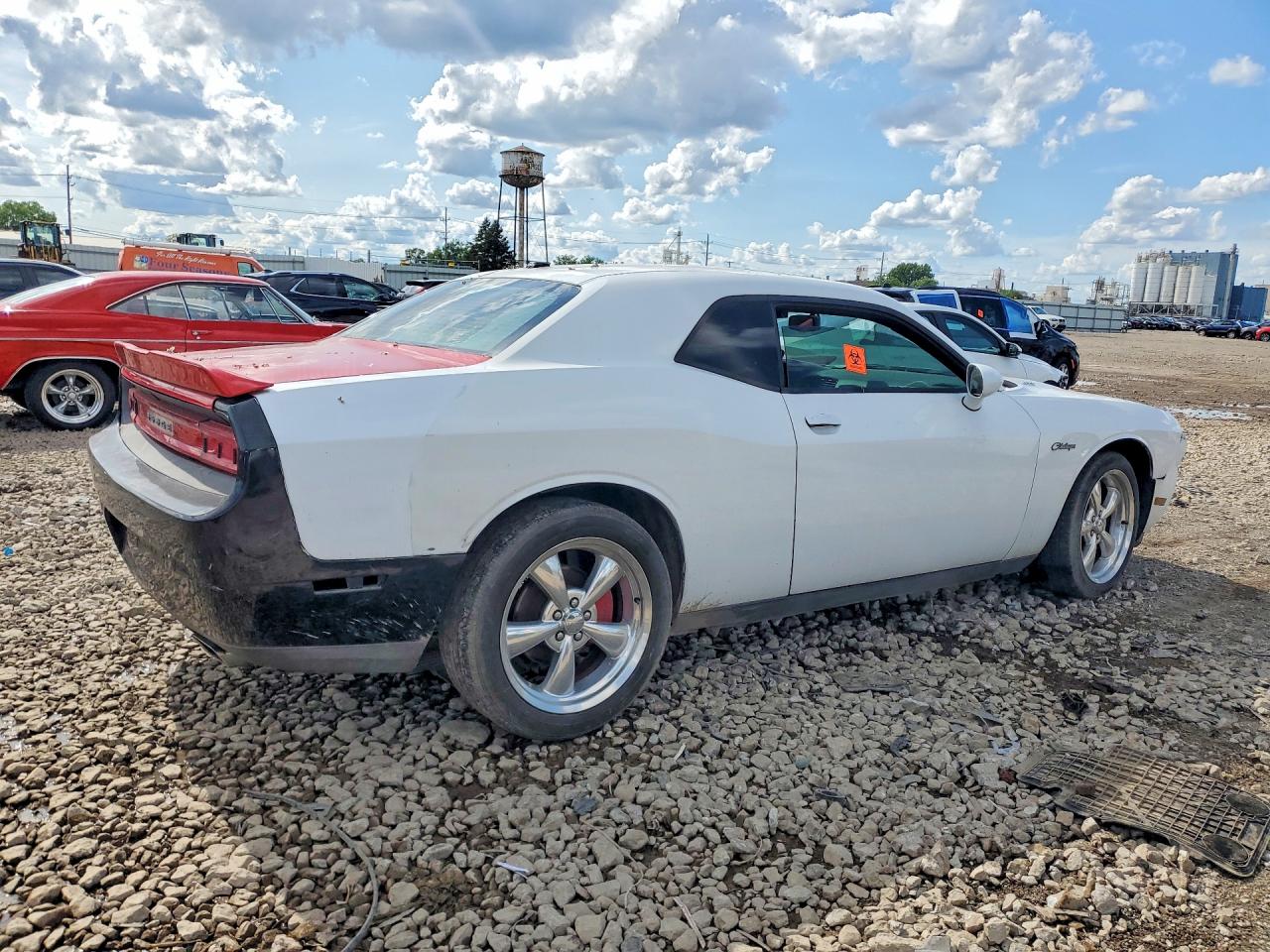 2011 Dodge Challenger R/t White vin: 2B3CJ5DT8BH571327
