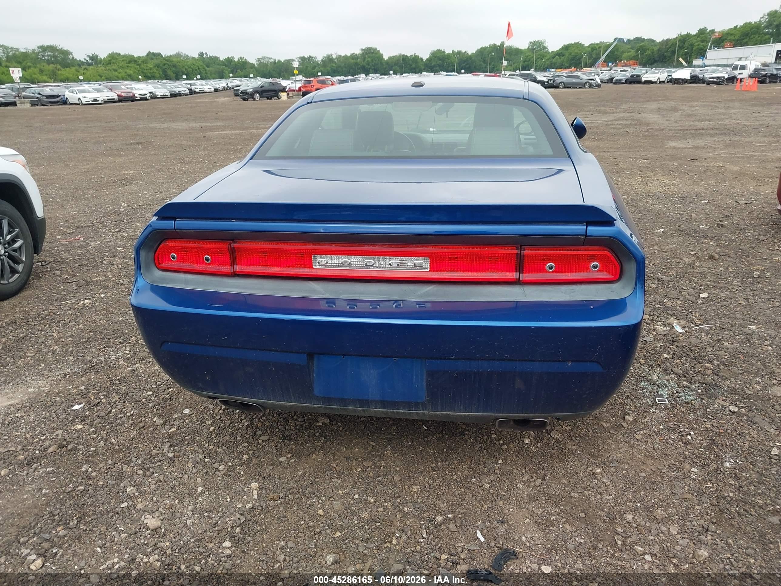 2010 Dodge Challenger R/t Dark Blue vin: 2B3CJ5DT9AH137108