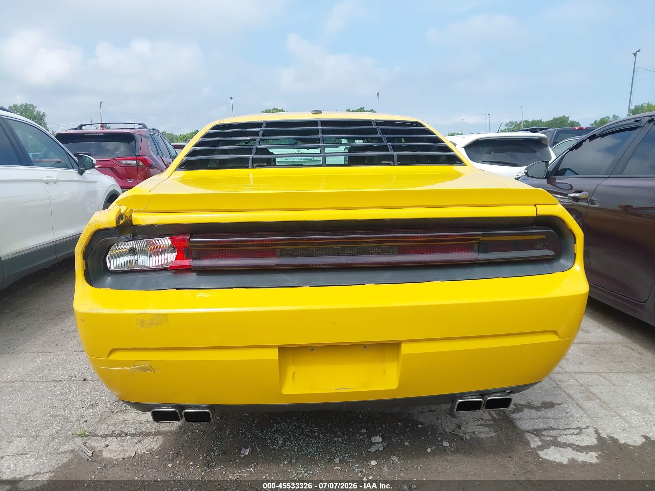 2010 Dodge Challenger R/t Yellow vin: 2B3CJ5DT9AH157262