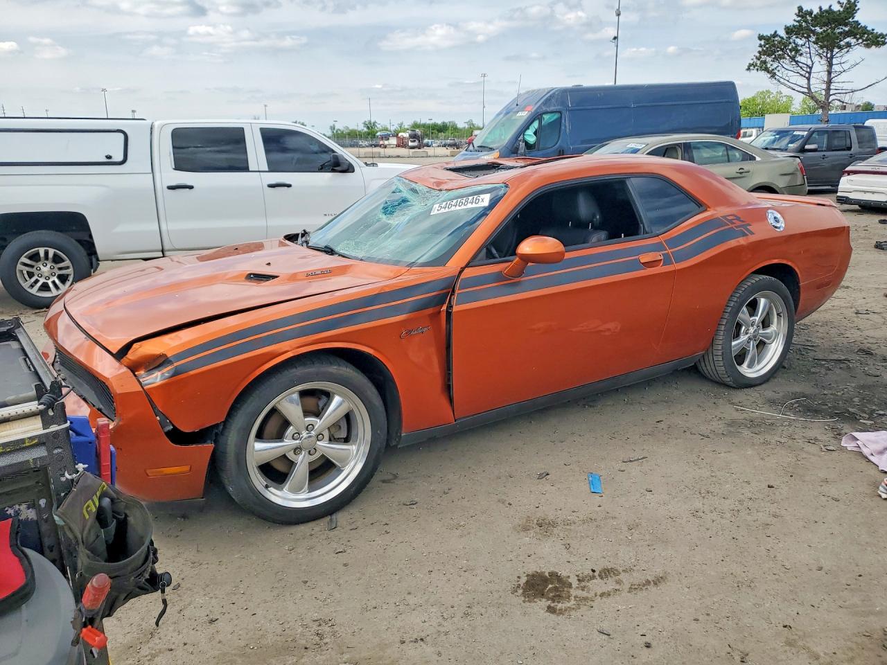 2011 Dodge Challenger R Оранжевый vin: 2B3CJ5DT9BH542712
