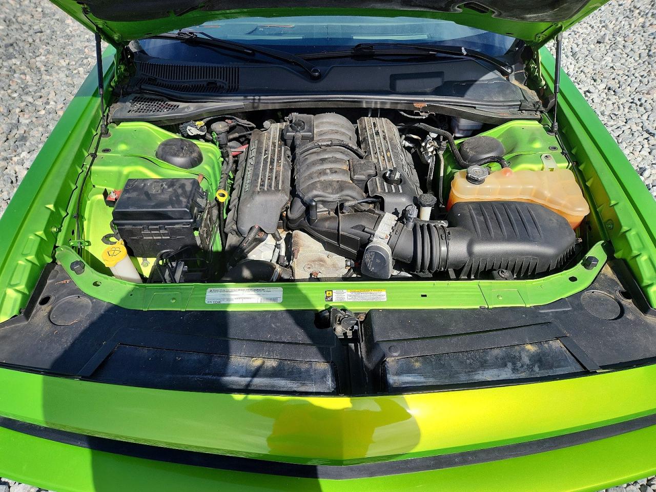 2011 Dodge Challenger Srt-8 Green vin: 2B3CJ7DJ3BH589633