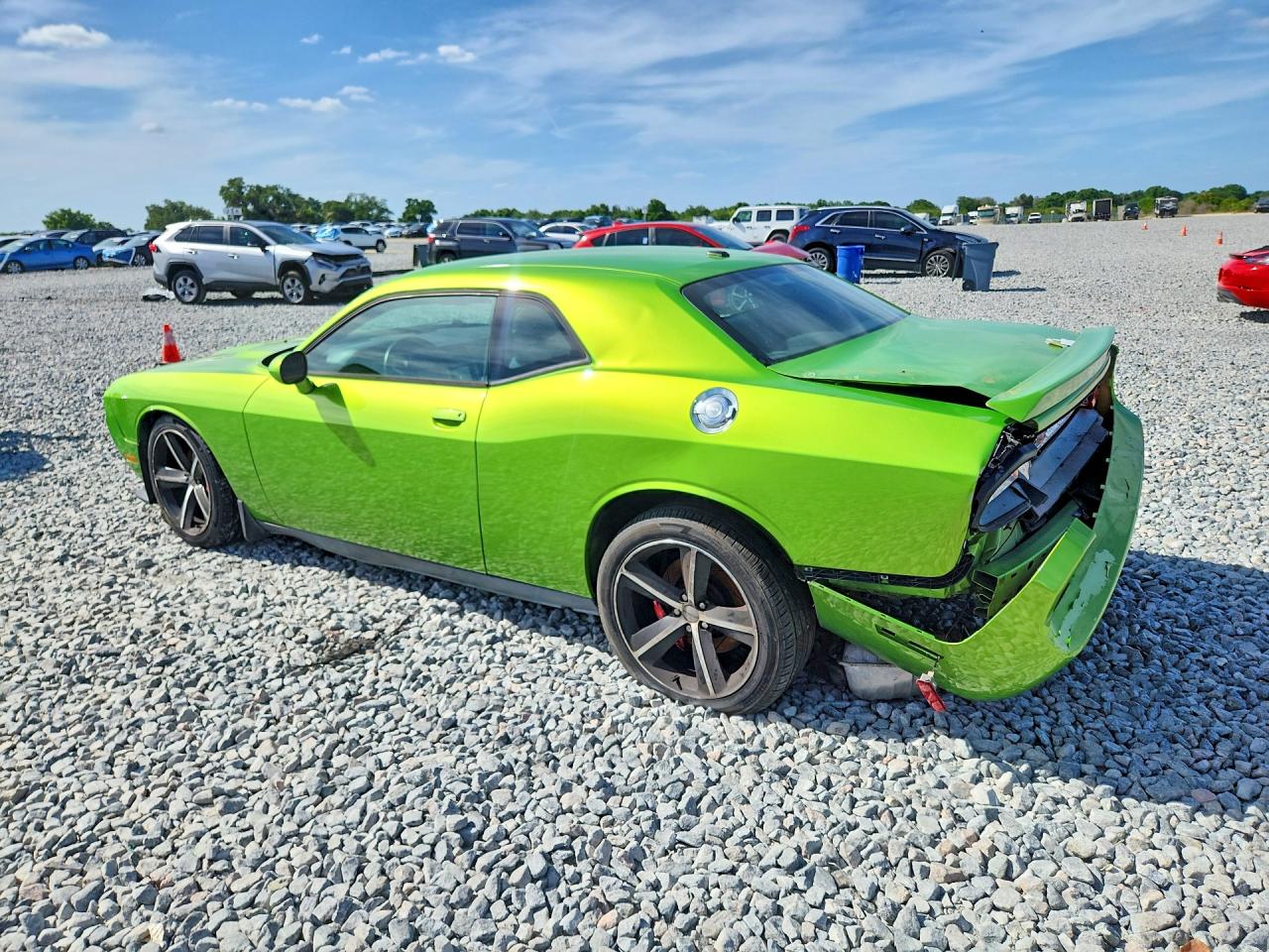 2011 Dodge Challenger Srt-8 Green vin: 2B3CJ7DJ3BH589633