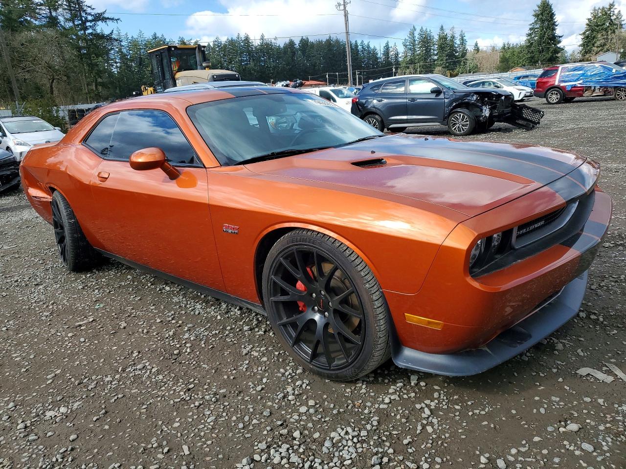 2011 Dodge Challenger Srt-8 Orange vin: 2B3CJ7DJ4BH526492