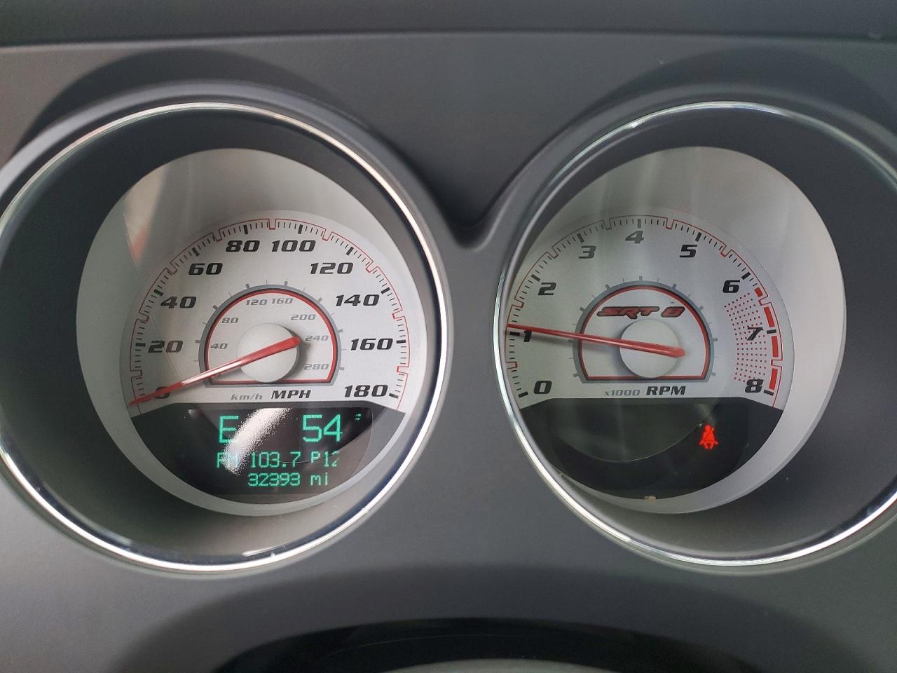2011 Dodge Challenger Srt-8 Orange vin: 2B3CJ7DJ4BH526492