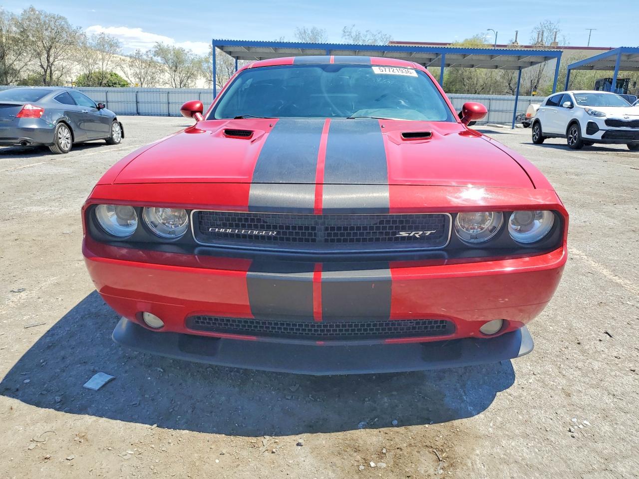 2011 Dodge Challenger Srt-8 Red vin: 2B3CJ7DJ4BH560089