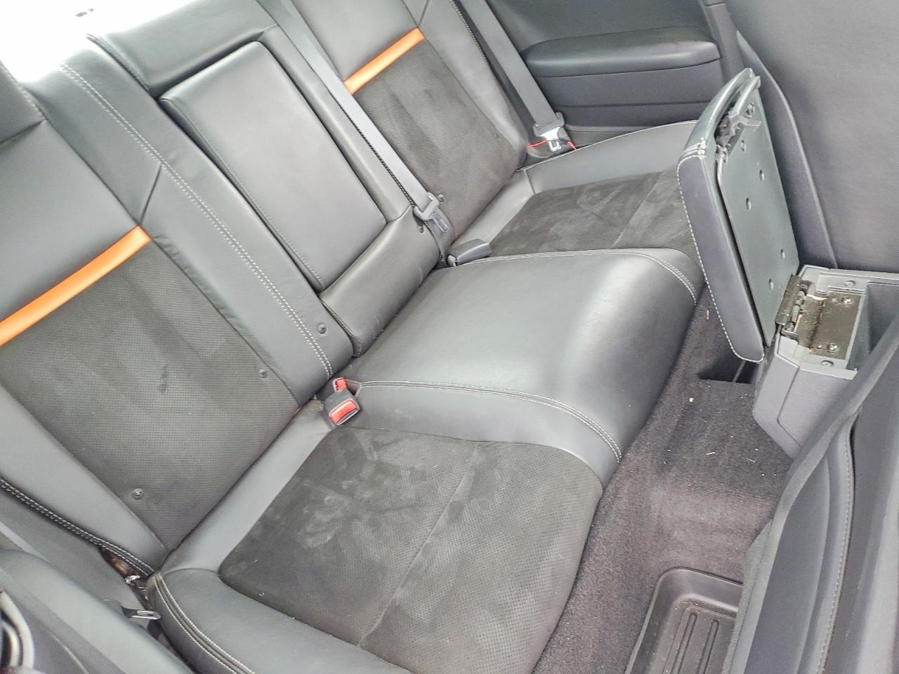 2011 Dodge Challenger Srt-8 Orange vin: 2B3CJ7DJ9BH575171