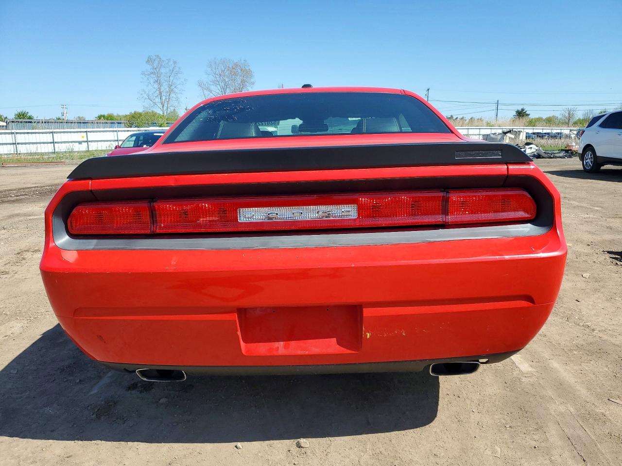 2010 Dodge Challenger Srt-8 Red vin: 2B3CJ7DW4AH115703