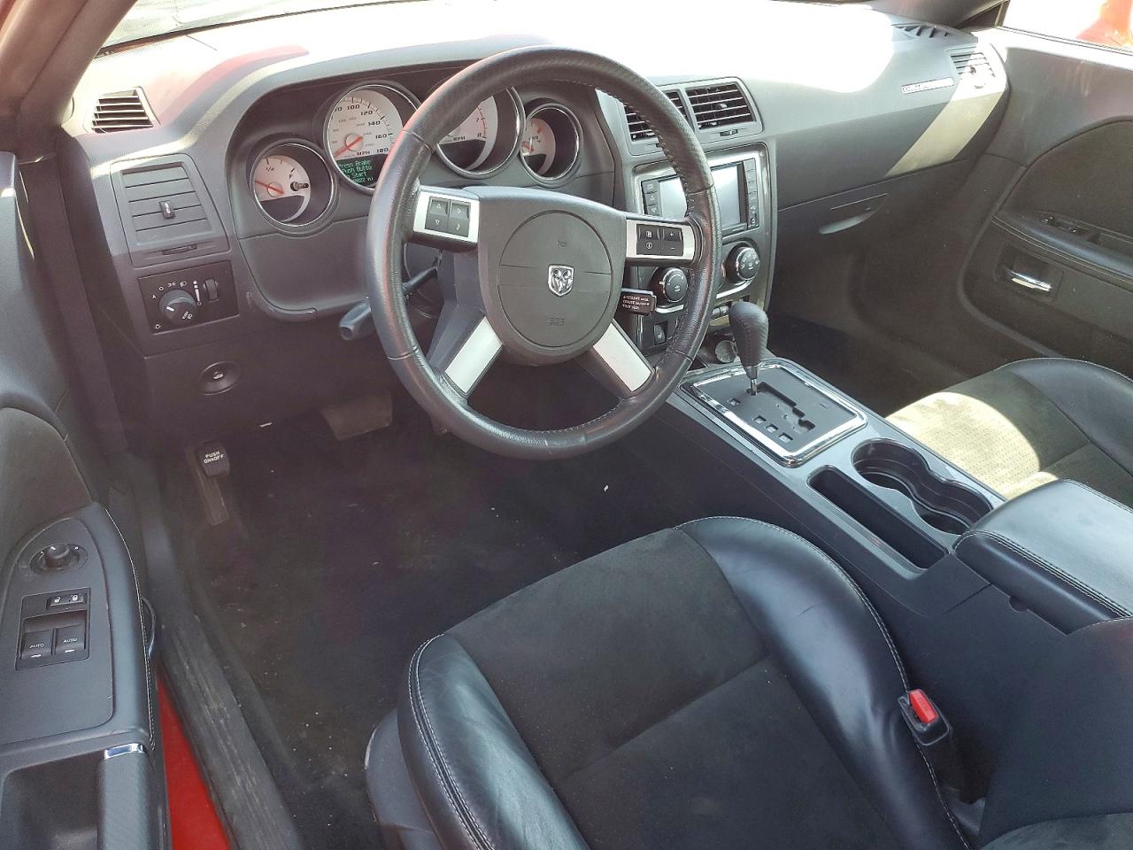 2010 Dodge Challenger Srt-8 Red vin: 2B3CJ7DW4AH115703