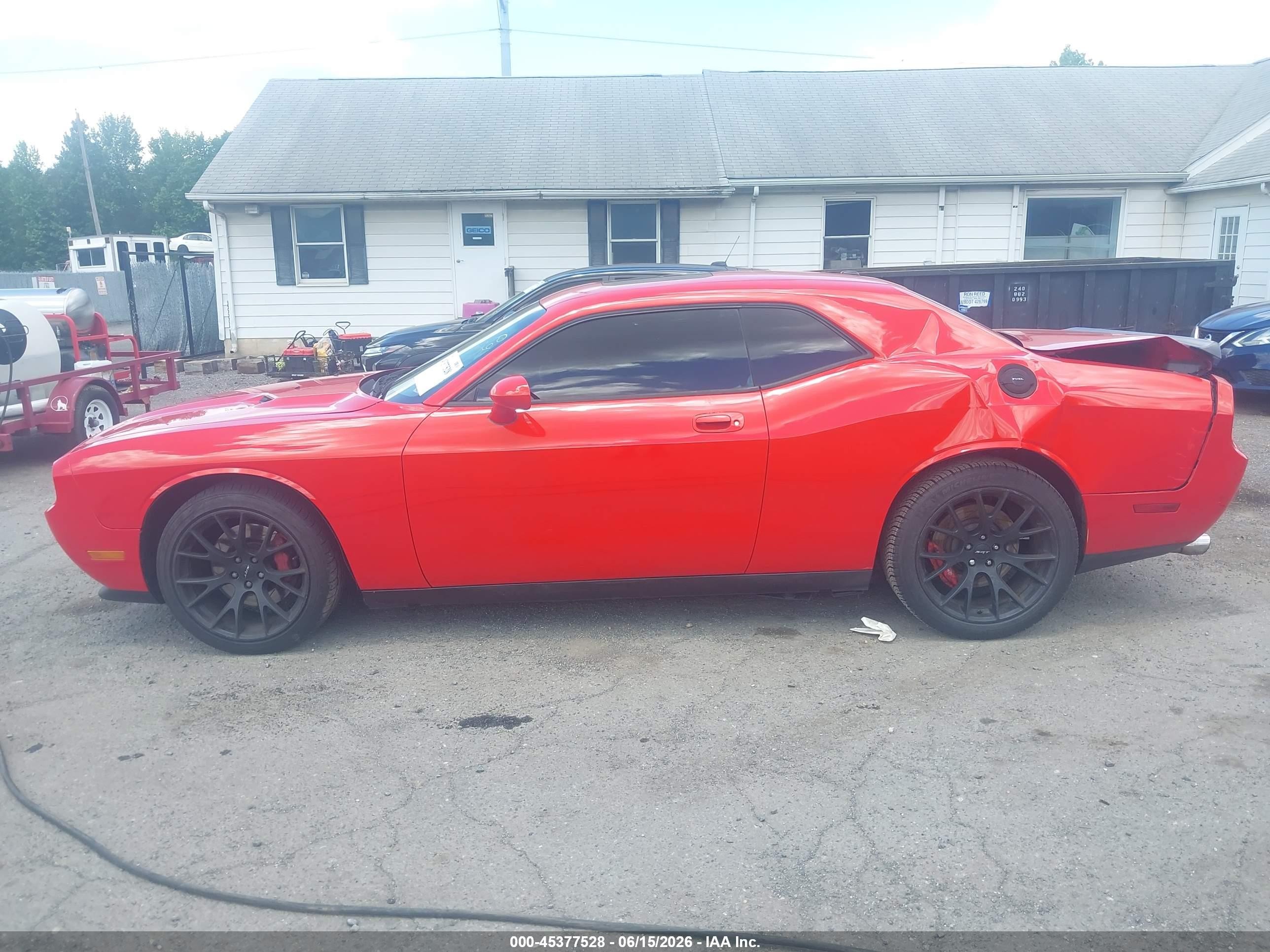 2010 Dodge Challenger Srt8 Red vin: 2B3CJ7DW5AH318275