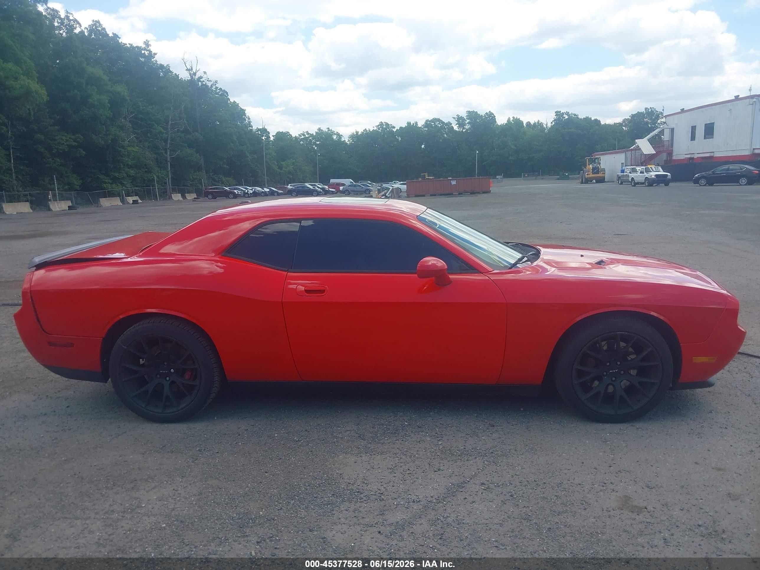 2010 Dodge Challenger Srt8 Red vin: 2B3CJ7DW5AH318275