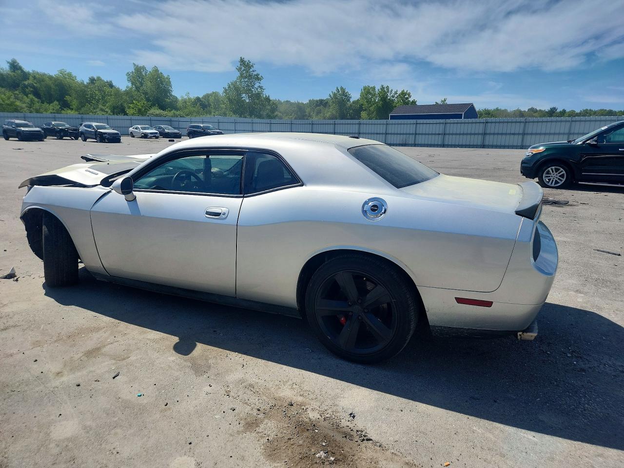 2010 Dodge Challenger Srt-8 Silver vin: 2B3CJ7DW9AH110318