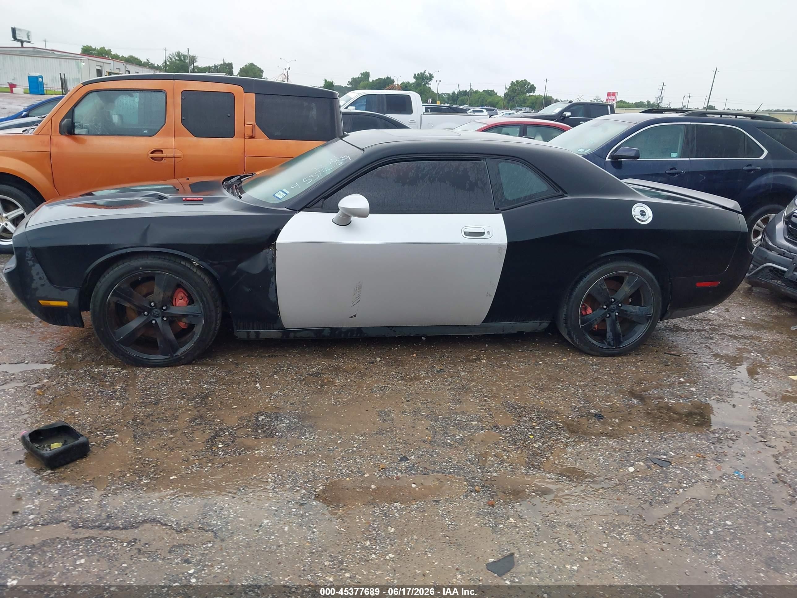 2010 Dodge Challenger Srt8 Black vin: 2B3CJ7DWXAH131498