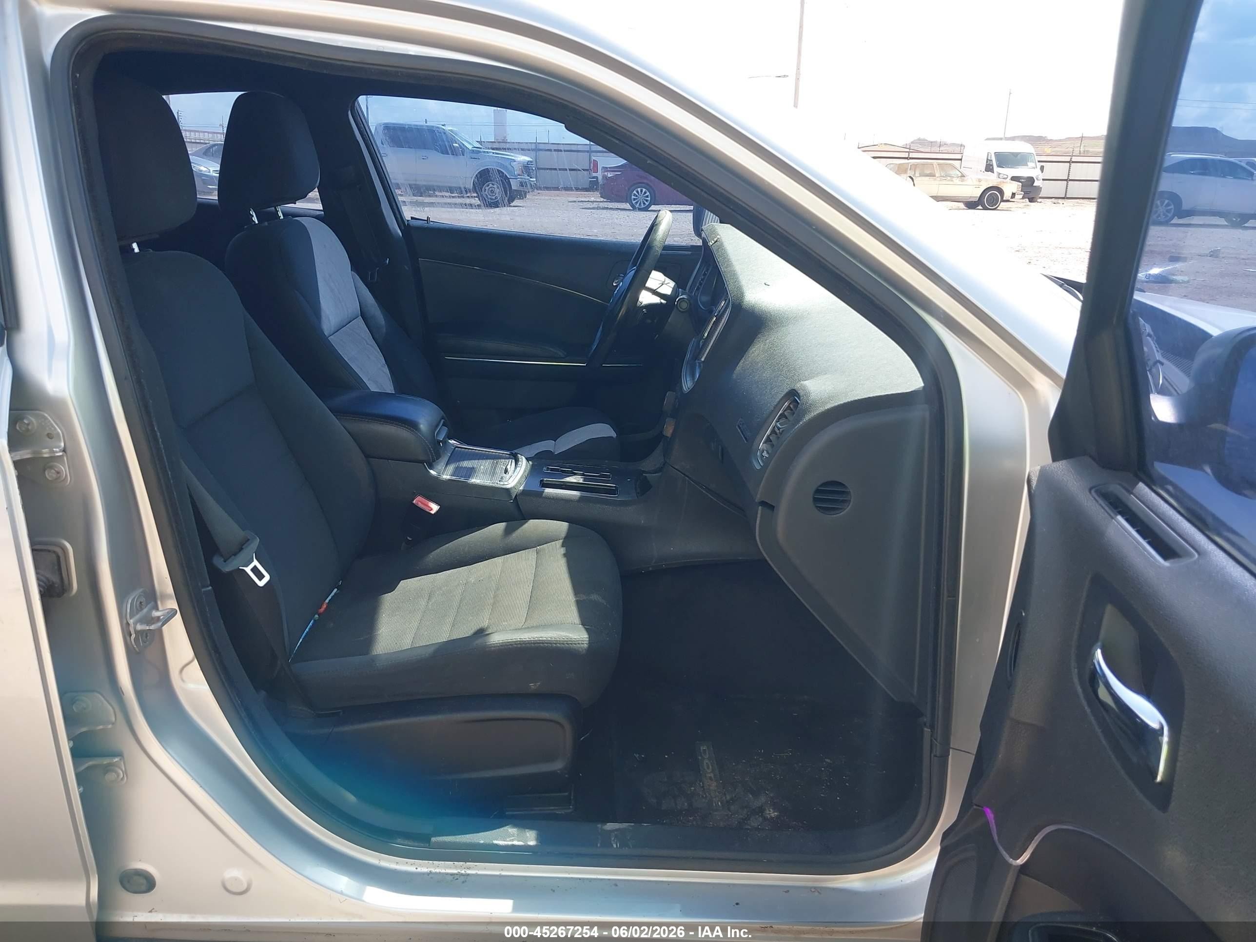 2011 Dodge Charger Police Silver vin: 2B3CL1CT1BH574512