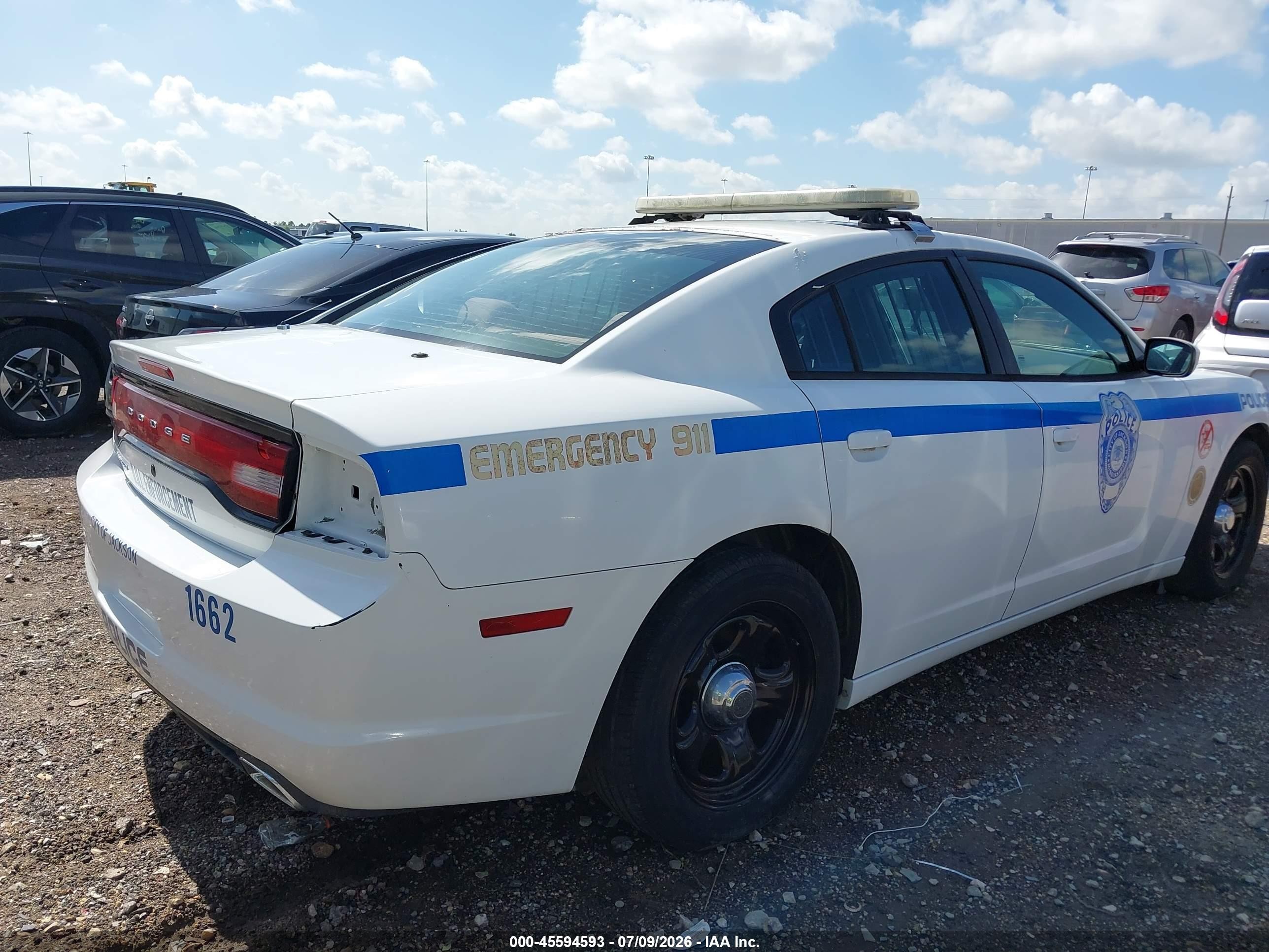 2011 Dodge Charger Police White vin: 2B3CL1CT3BH582305