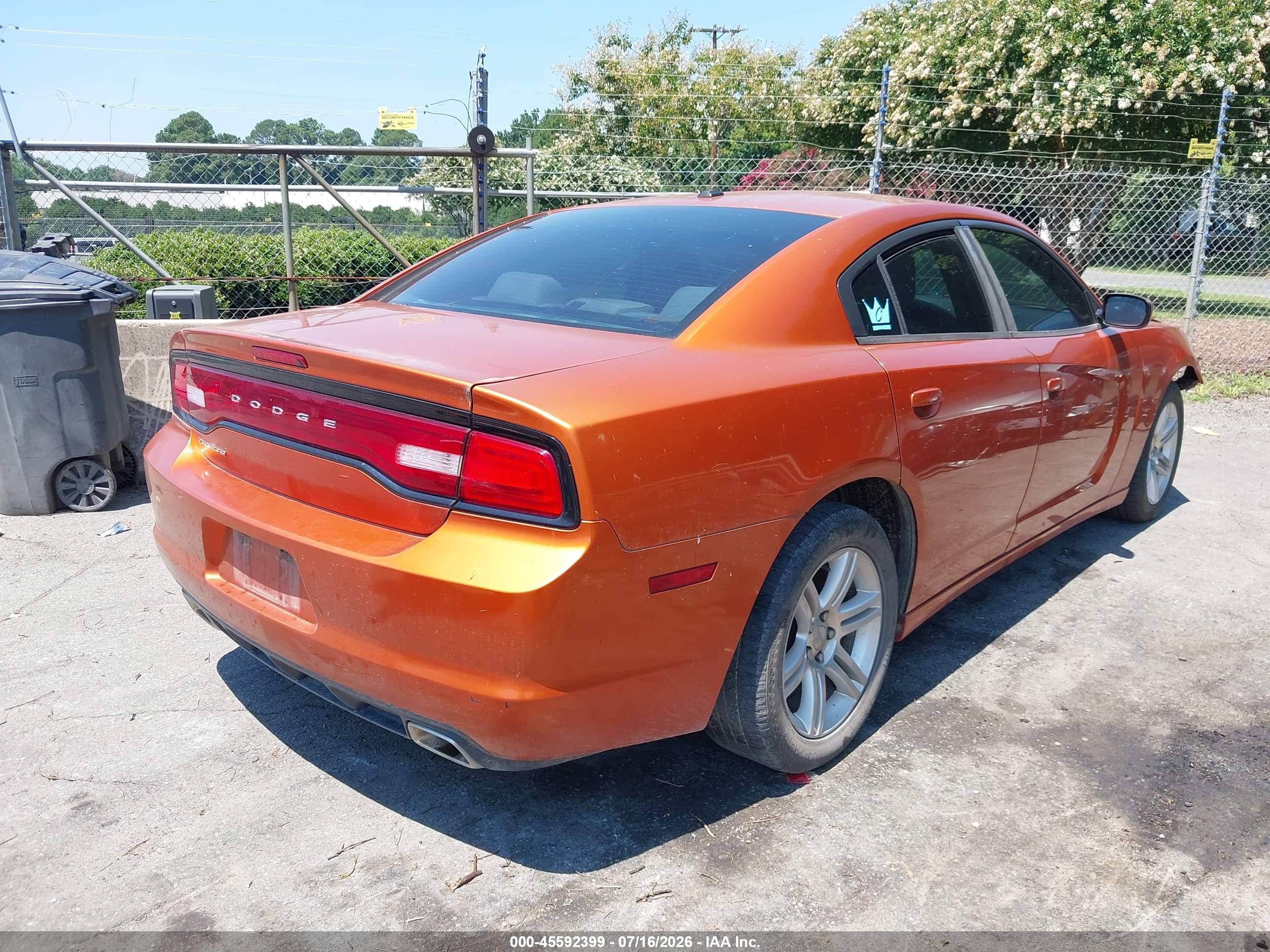 2011 Dodge Charger Orange vin: 2B3CL3CG1BH566232
