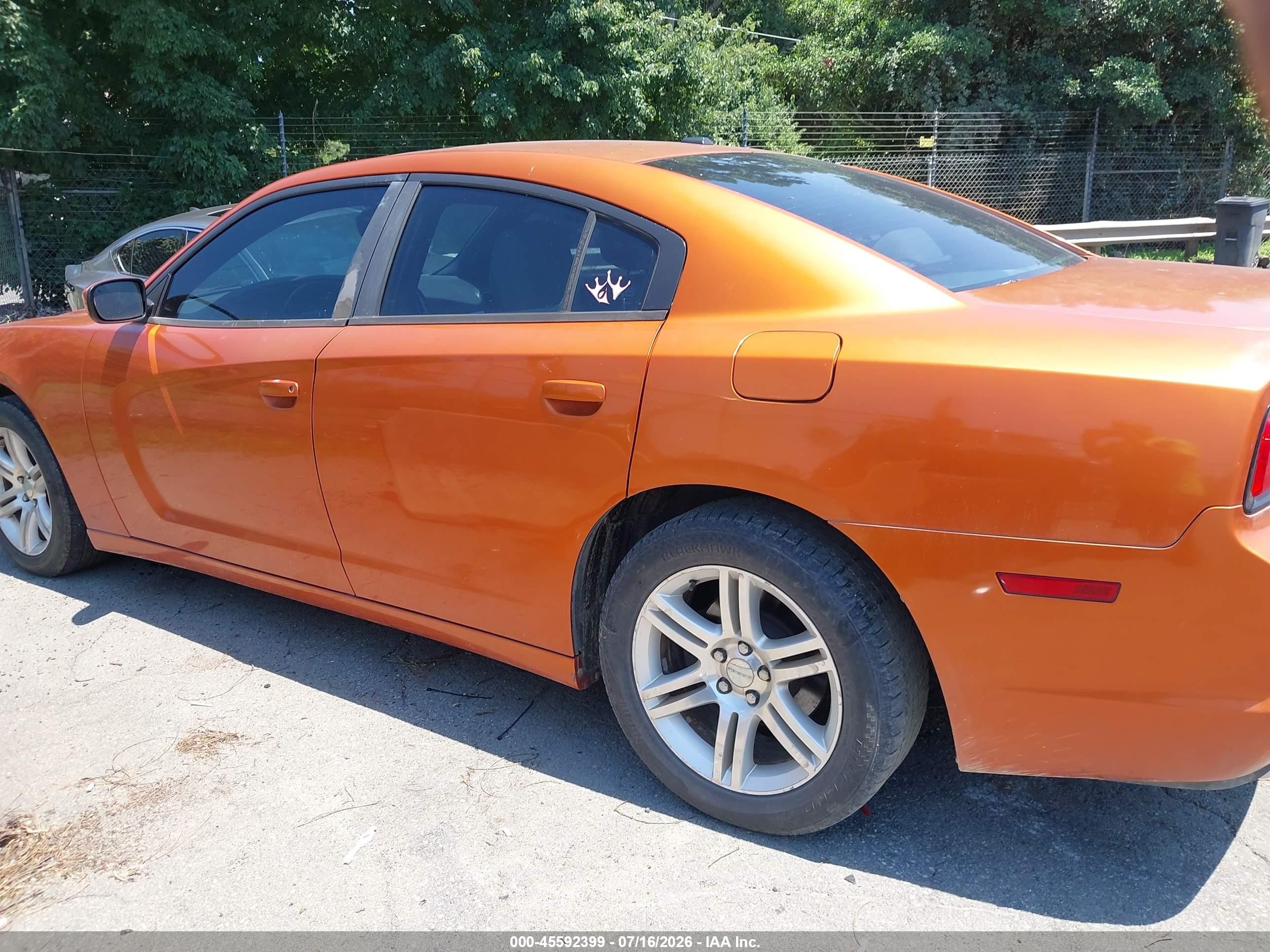 2011 Dodge Charger Orange vin: 2B3CL3CG1BH566232