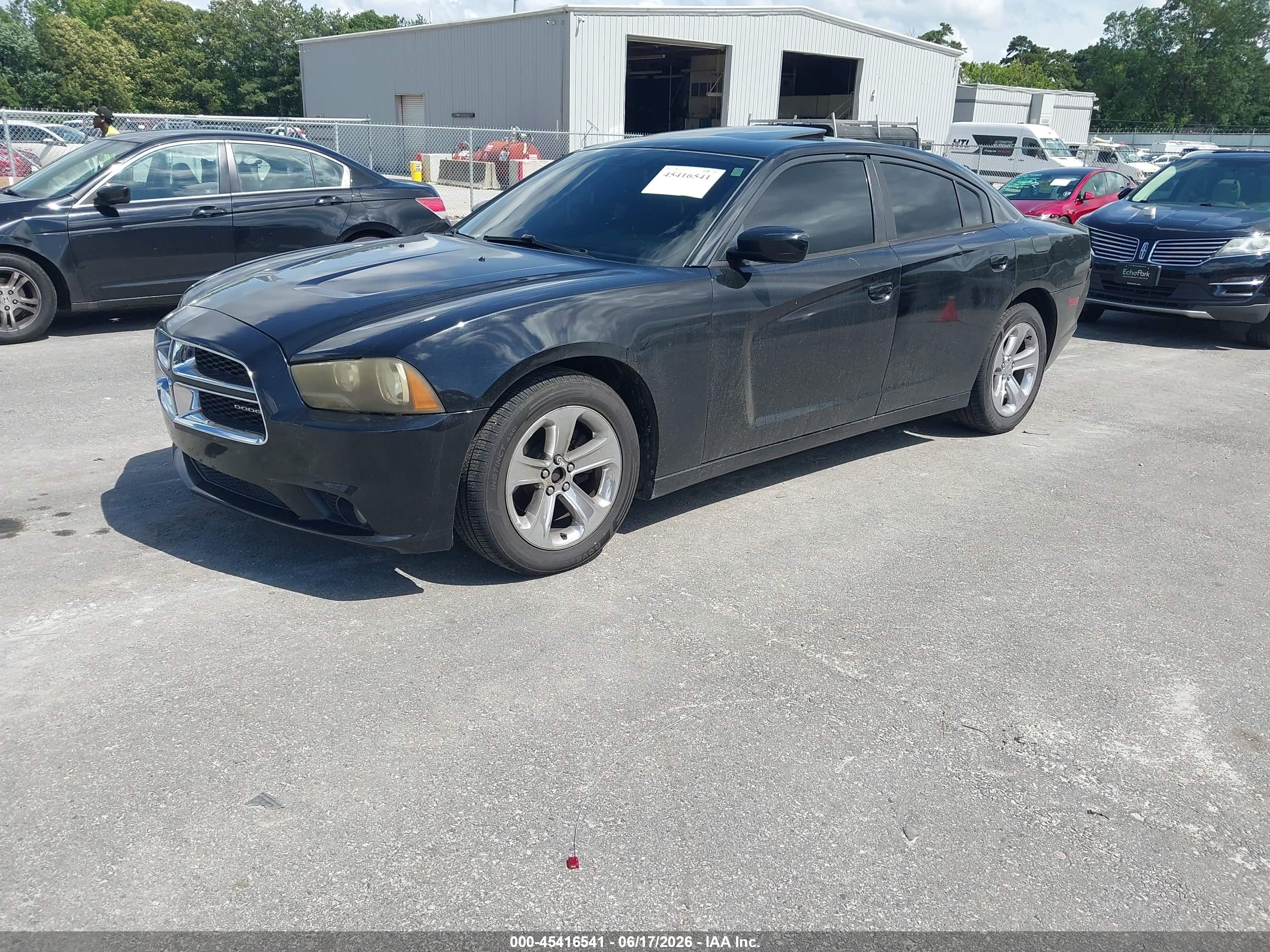 2011 Dodge Charger   Black vin: 2B3CL3CG1BH593401