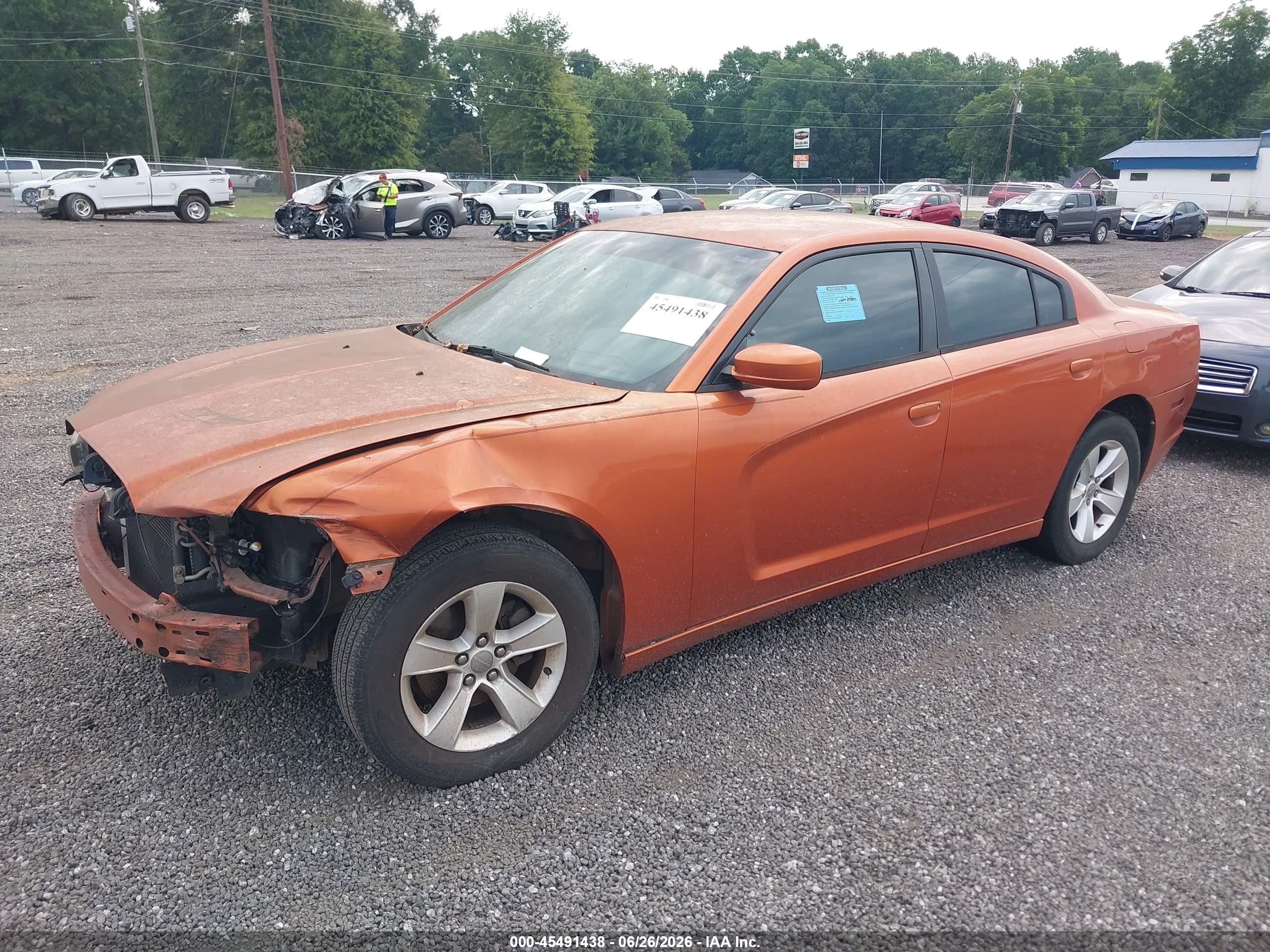 2011 Dodge Charger   Orange vin: 2B3CL3CG2BH513832