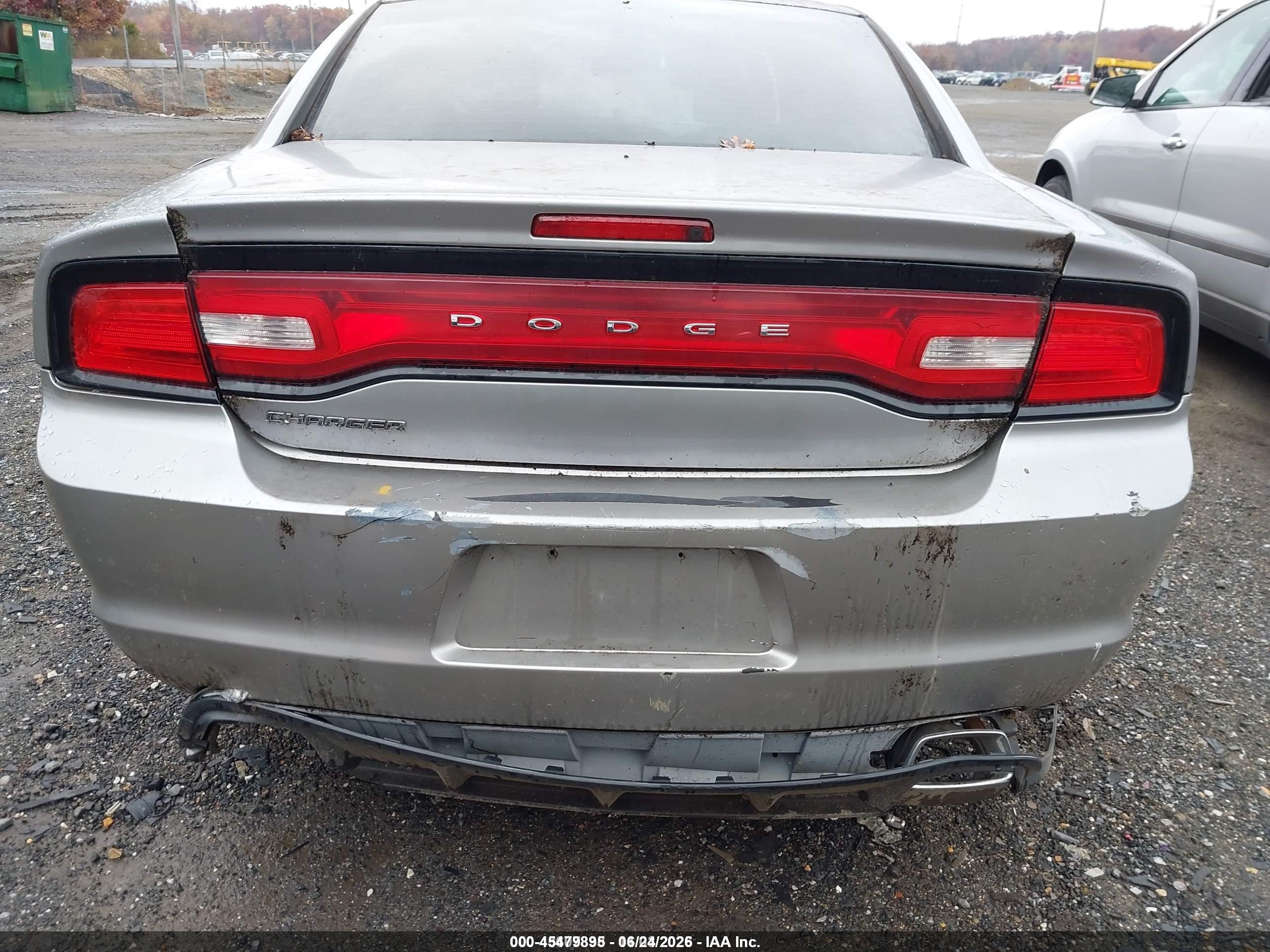 2011 Dodge Charger   Gray vin: 2B3CL3CG3BH532437