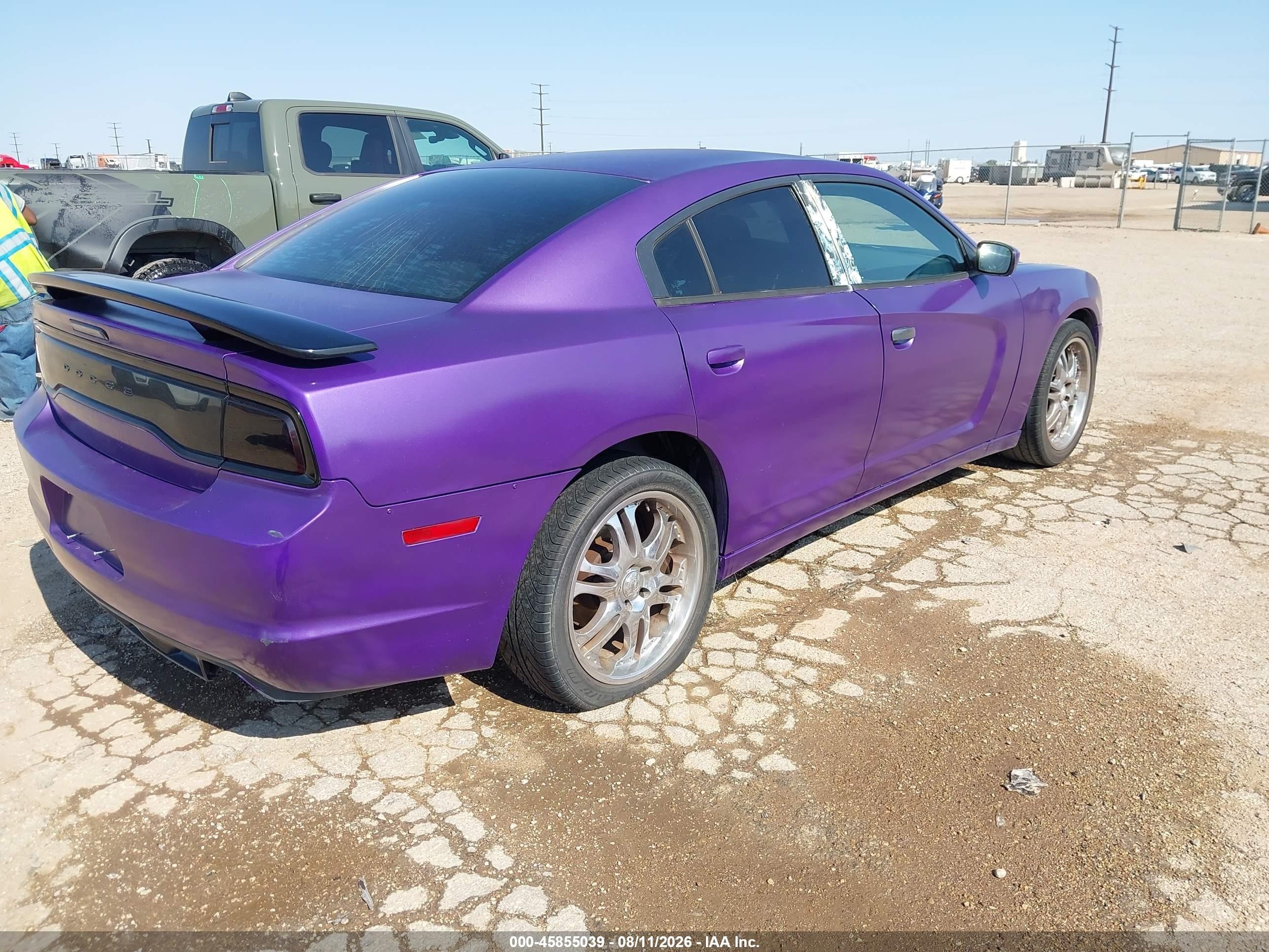 2011 Dodge Charger   Purple vin: 2B3CL3CG3BH534821