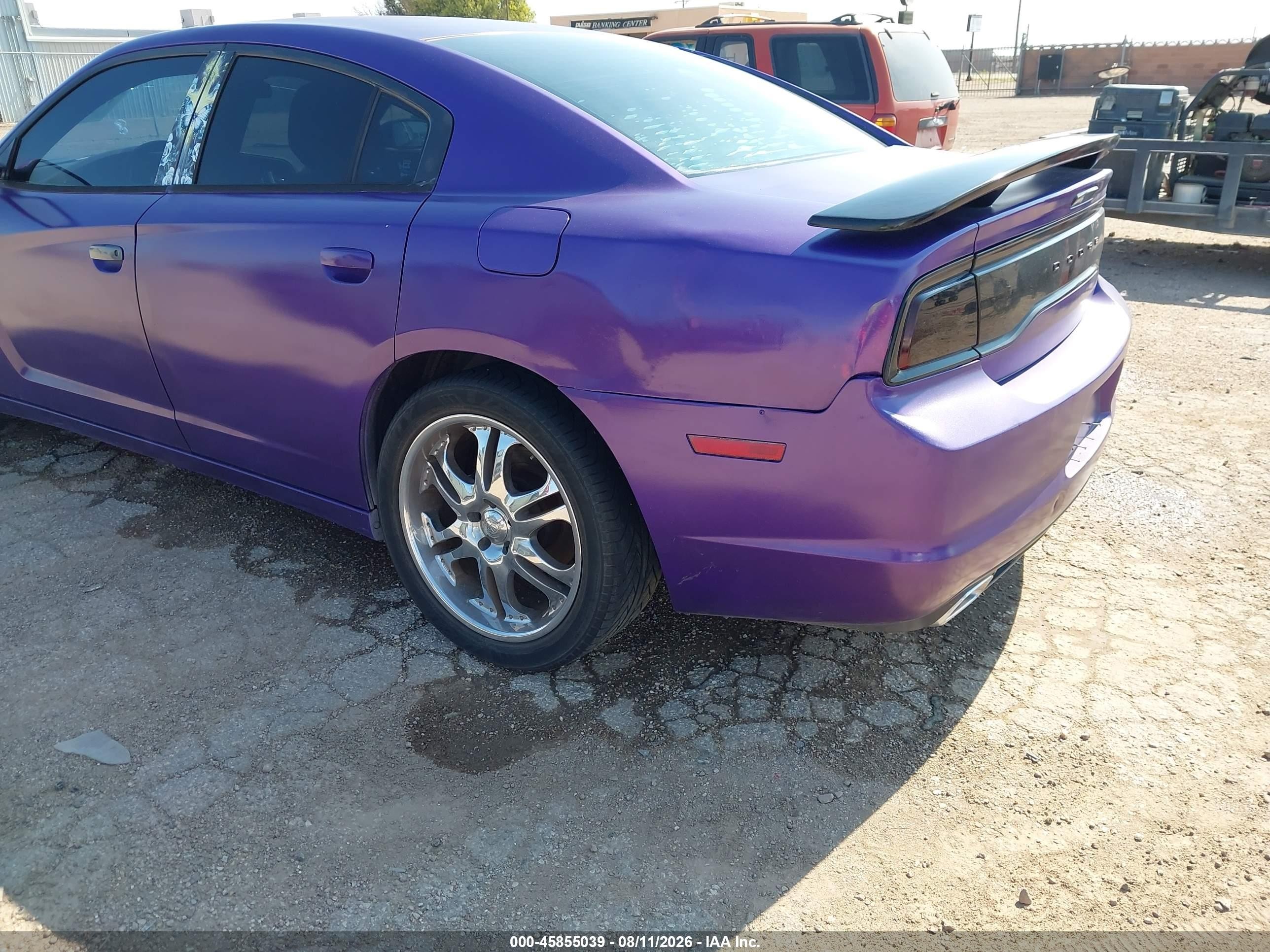 2011 Dodge Charger   Purple vin: 2B3CL3CG3BH534821