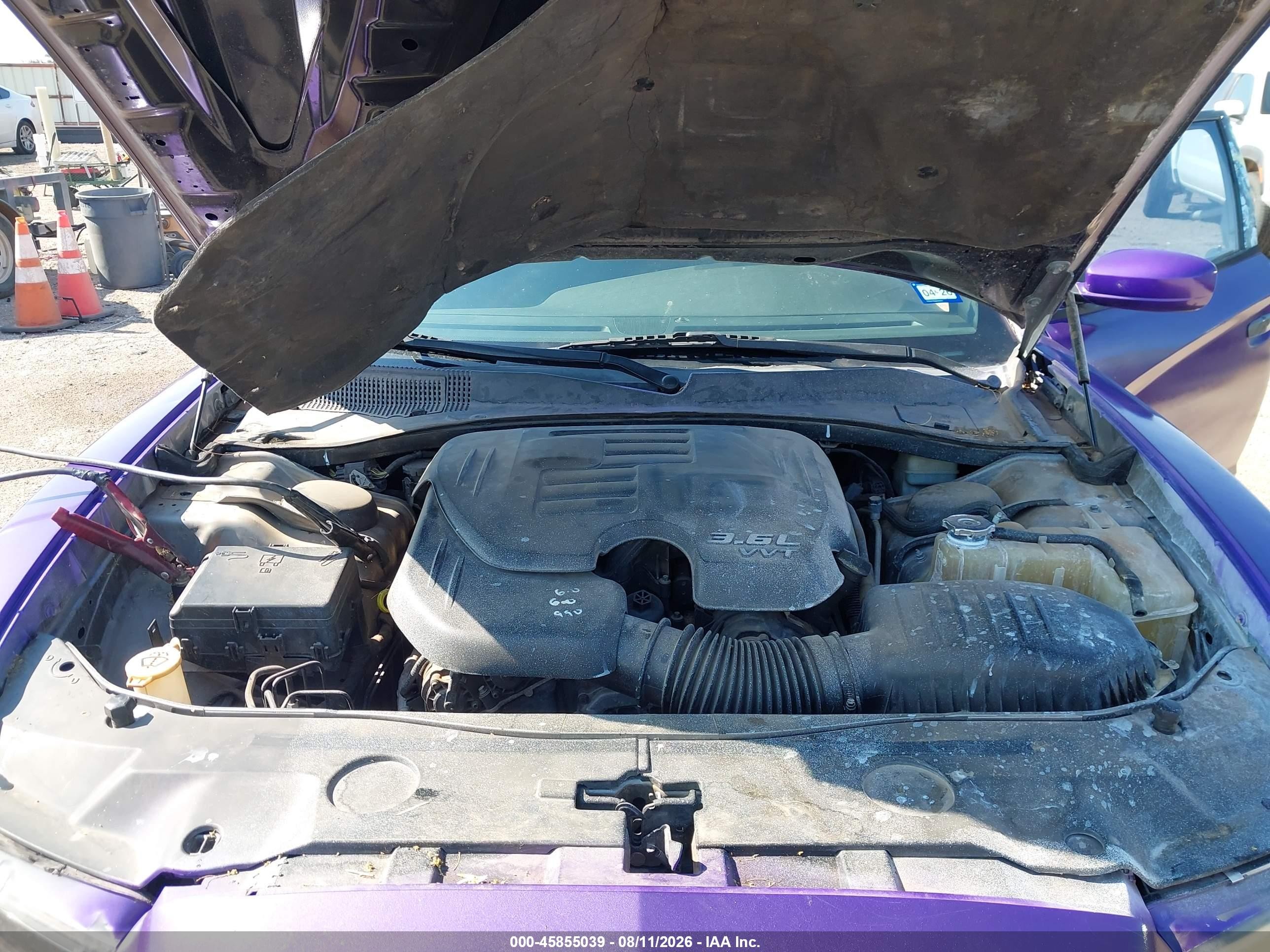 2011 Dodge Charger   Purple vin: 2B3CL3CG3BH534821
