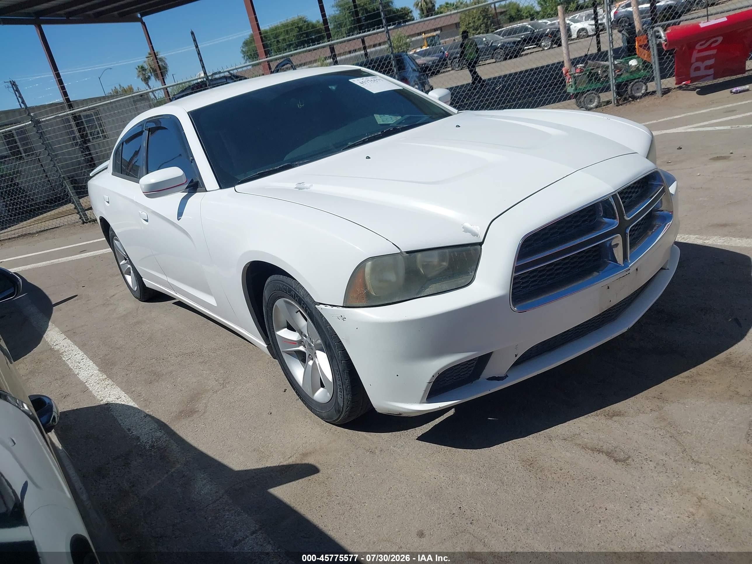 2011 Dodge Charger   White vin: 2B3CL3CG3BH548282