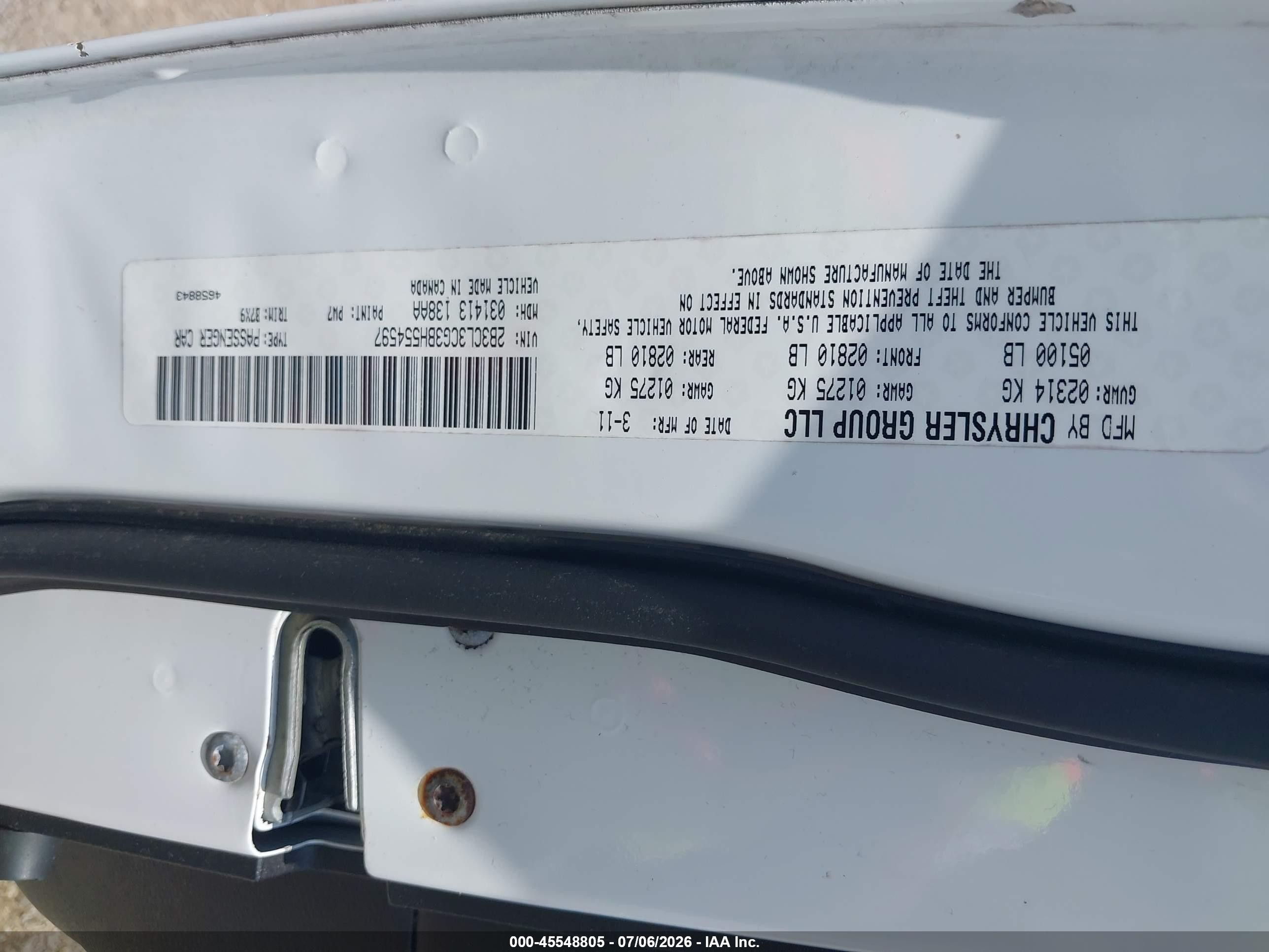 2011 Dodge Charger   Белый vin: 2B3CL3CG3BH554597