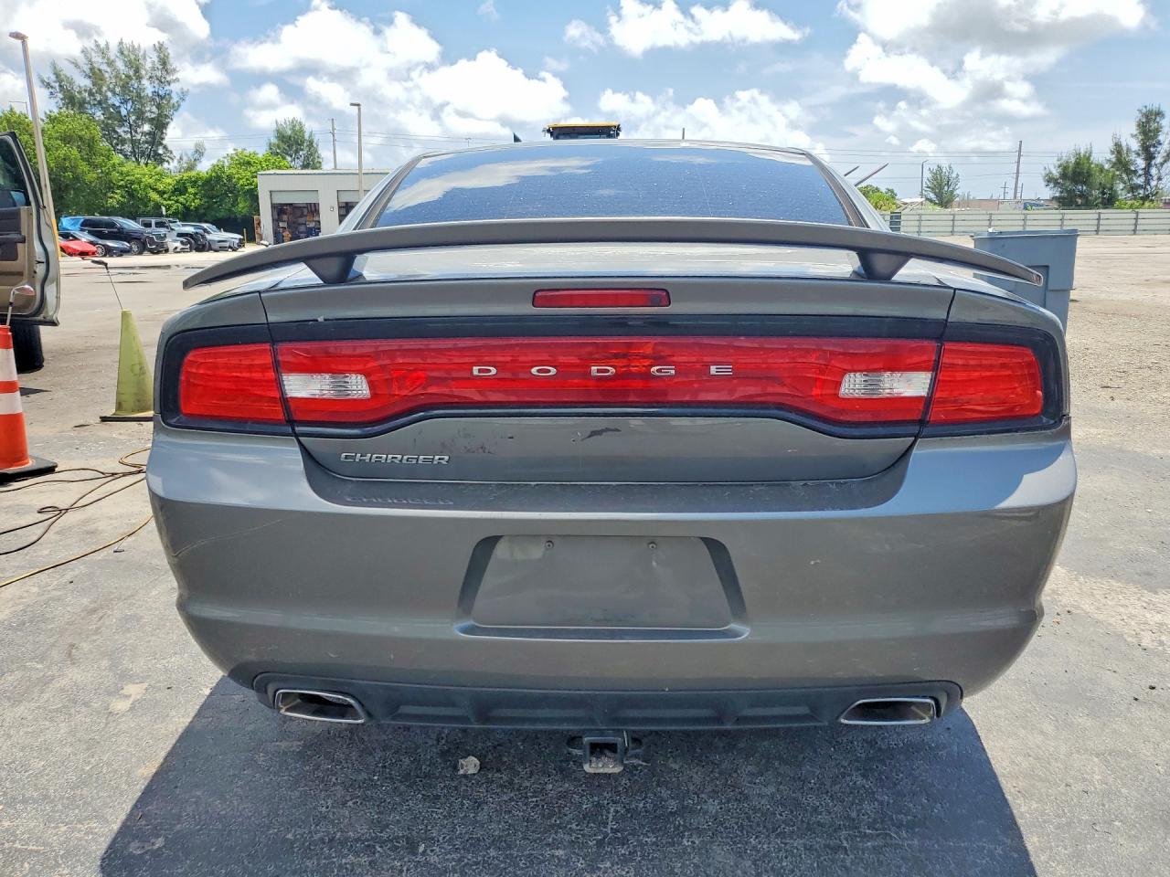 2011 Dodge Charger Серый vin: 2B3CL3CG3BH607444