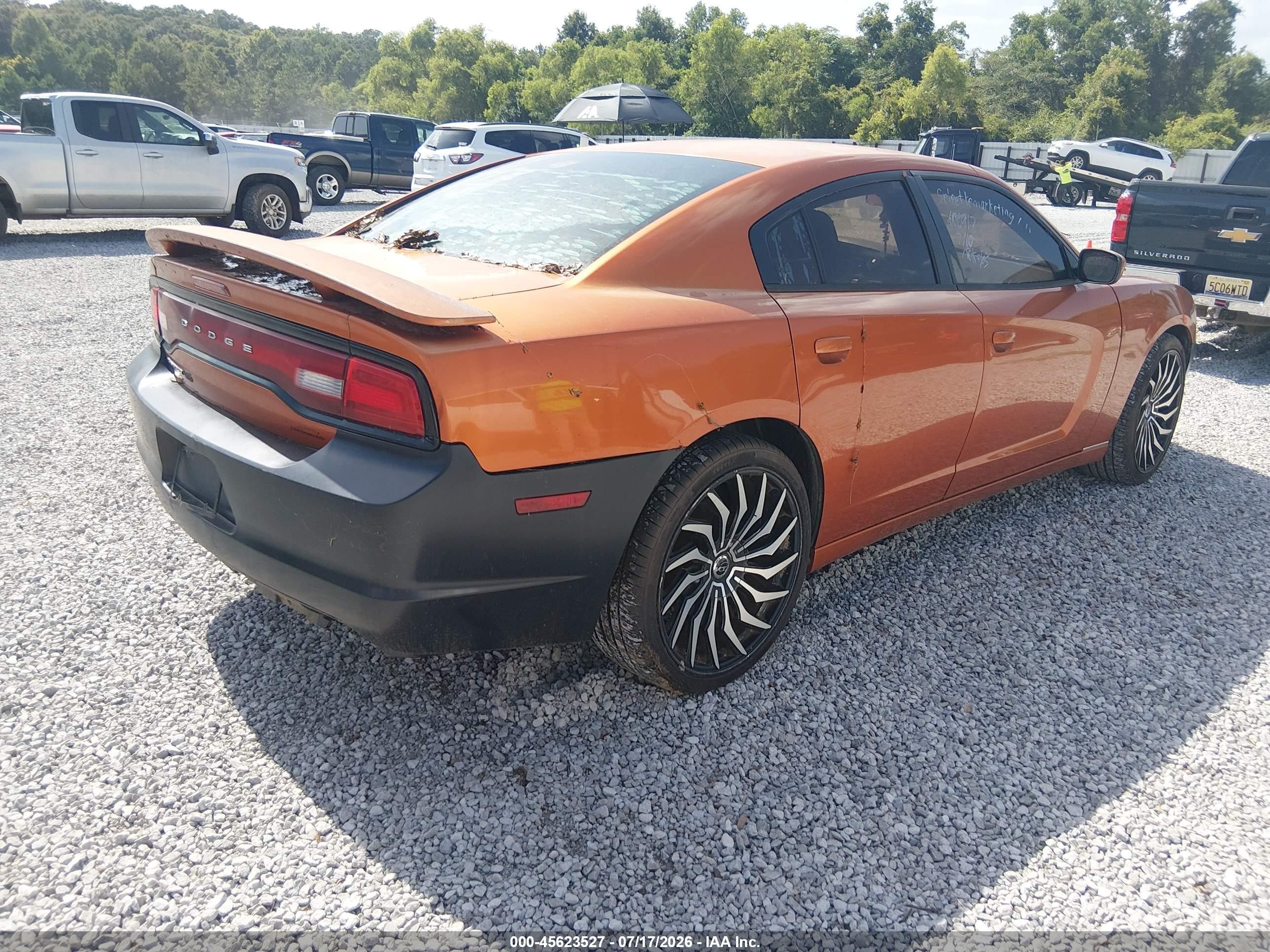 2011 Dodge Charger   Оранжевый vin: 2B3CL3CG3BH608917