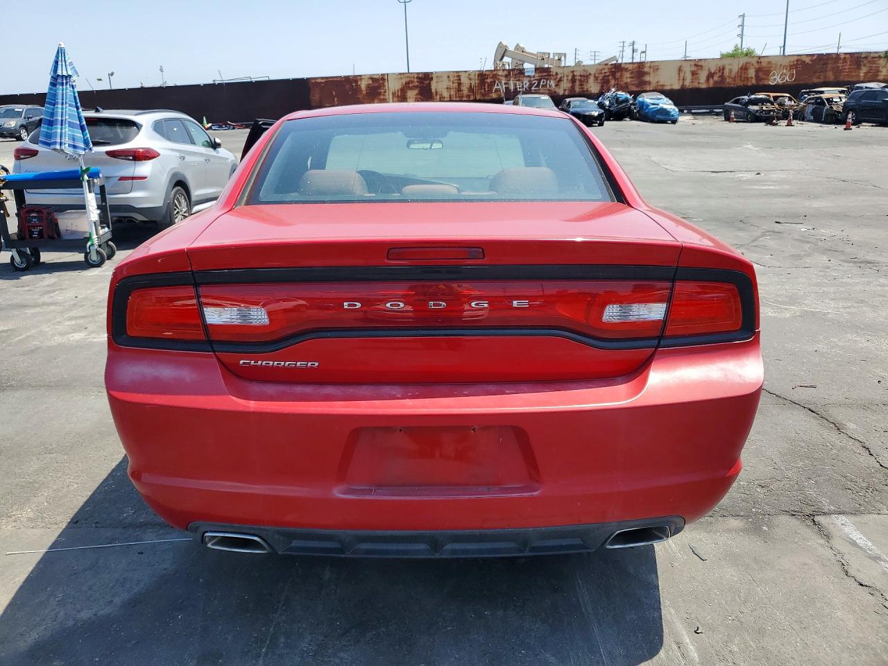 2011 Dodge Charger Red vin: 2B3CL3CG4BH512102