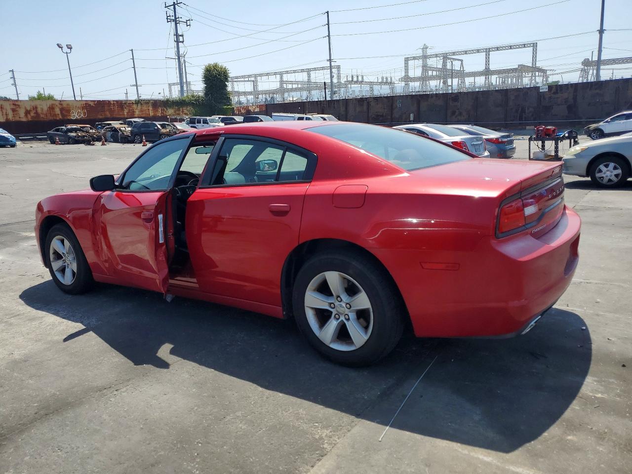 2011 Dodge Charger Red vin: 2B3CL3CG4BH512102