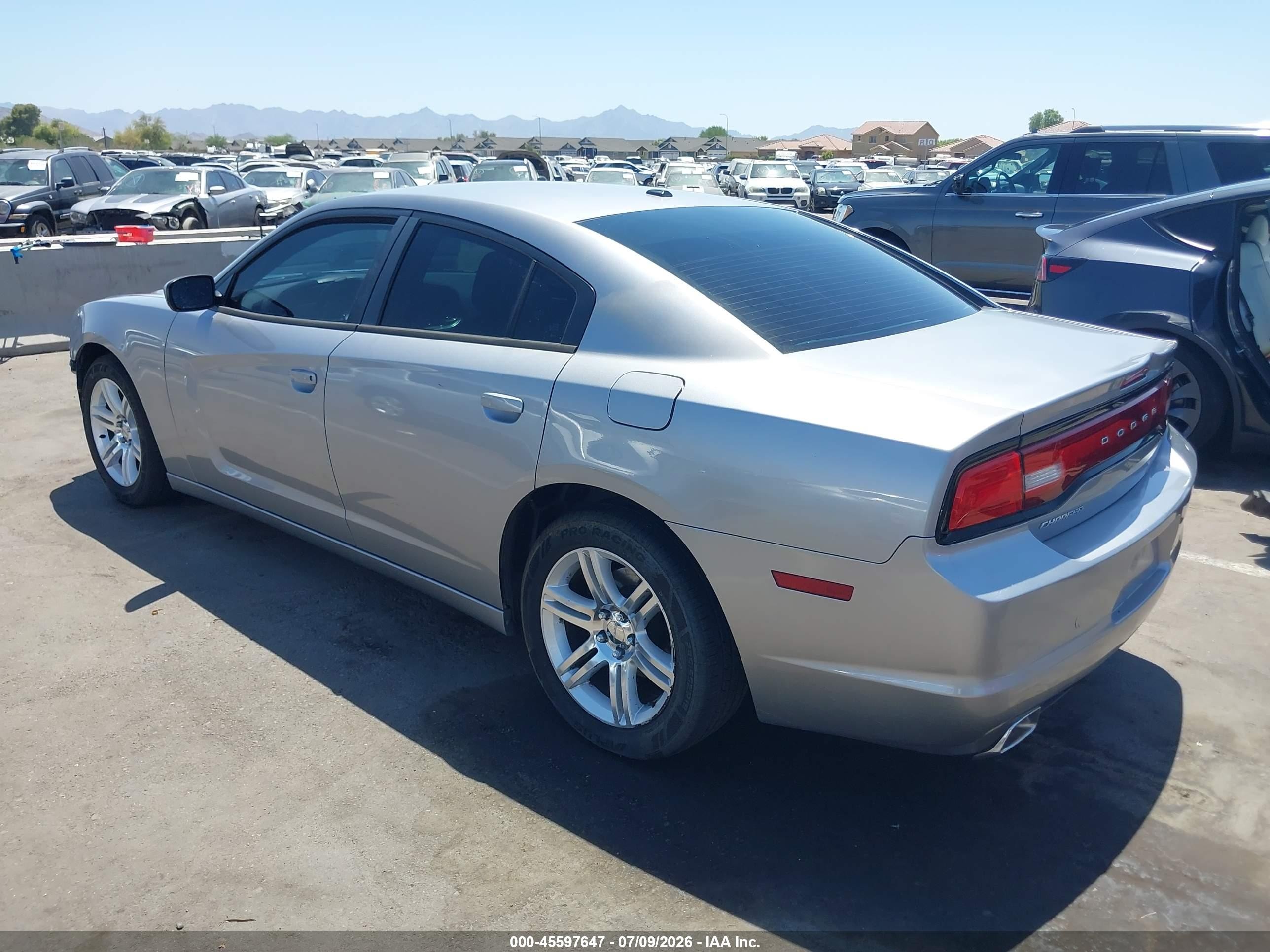 2011 Dodge Charger Silver vin: 2B3CL3CG4BH532219