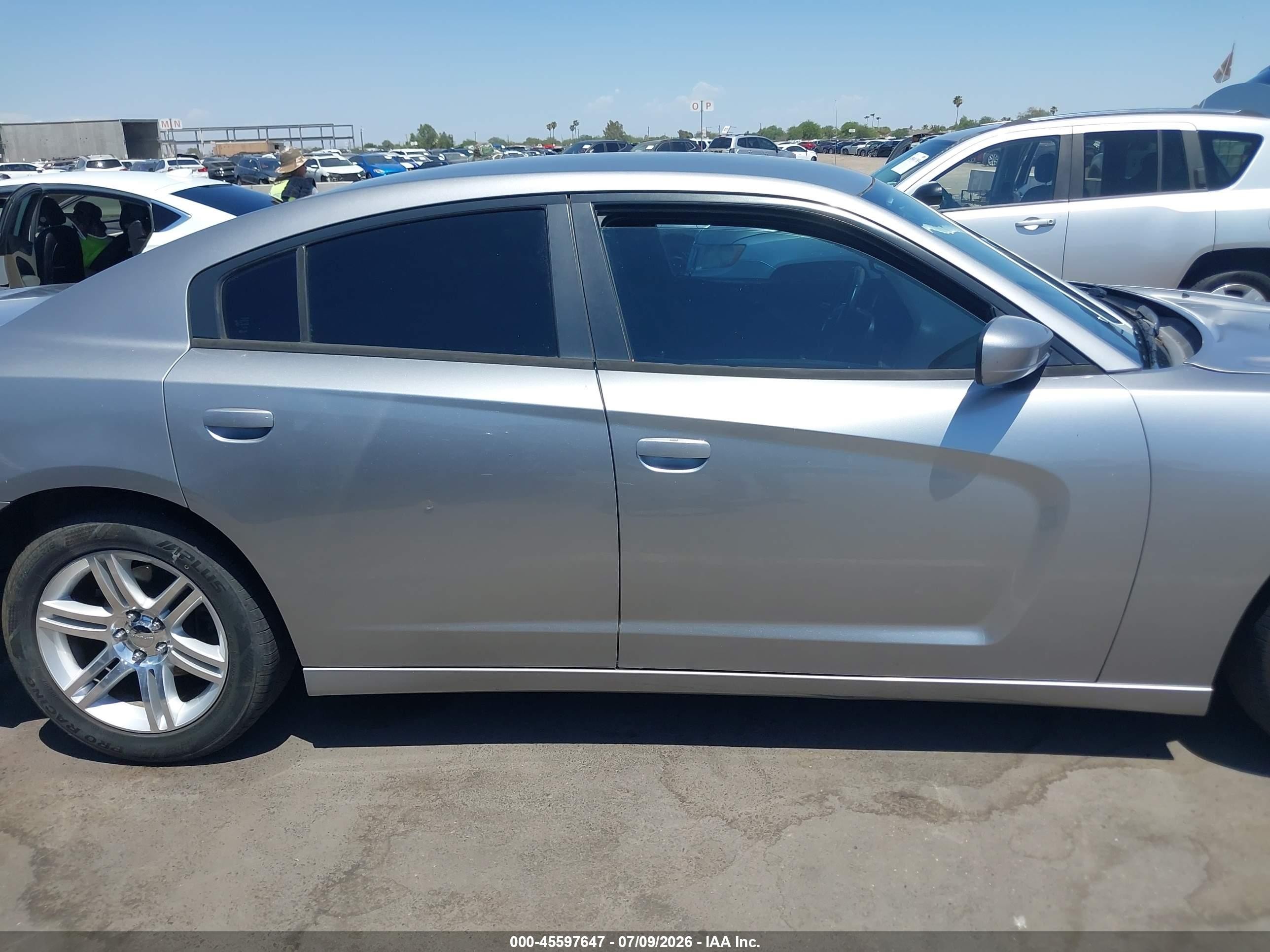 2011 Dodge Charger Silver vin: 2B3CL3CG4BH532219