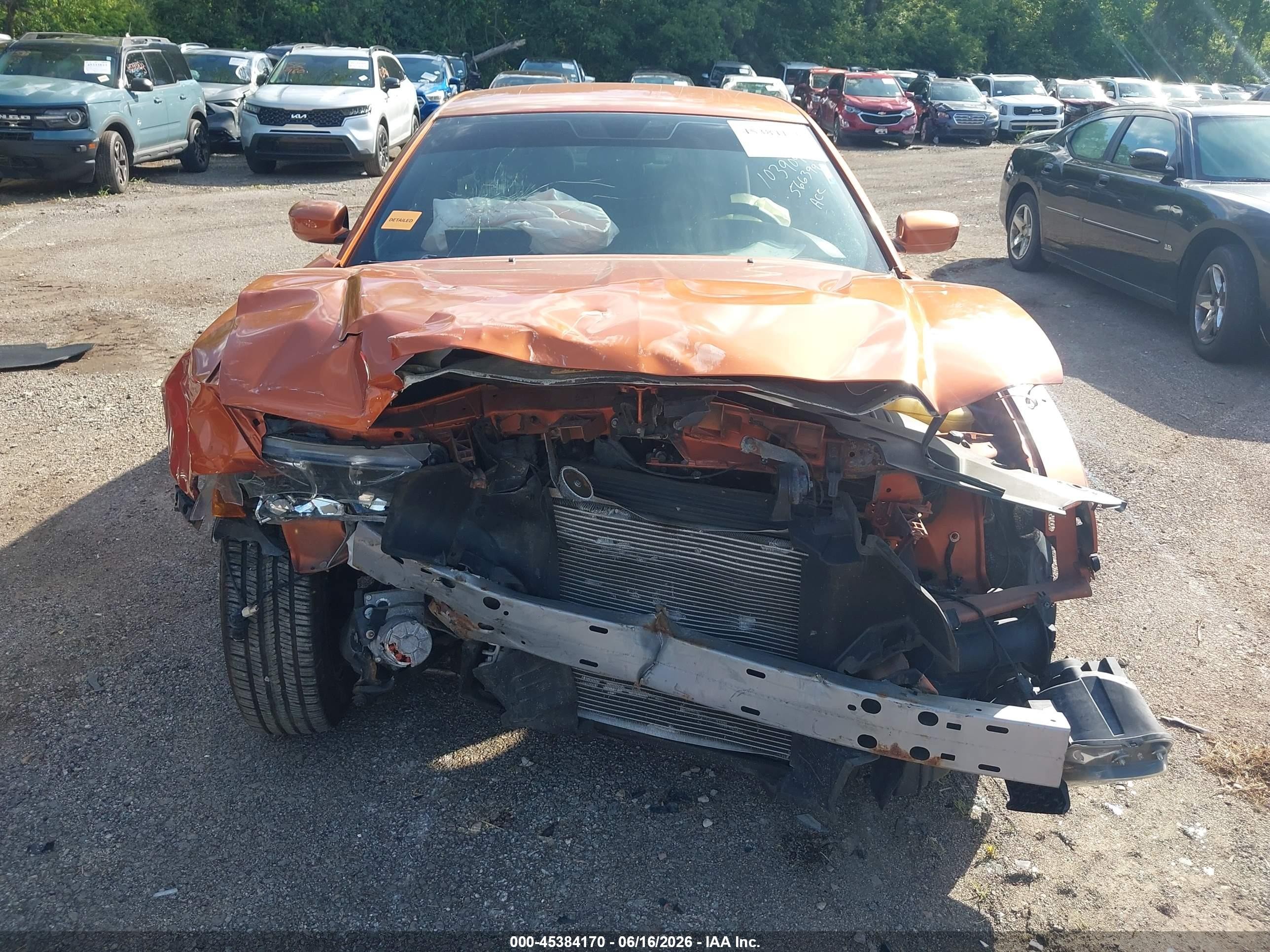 2011 Dodge Charger   Orange vin: 2B3CL3CG4BH566399