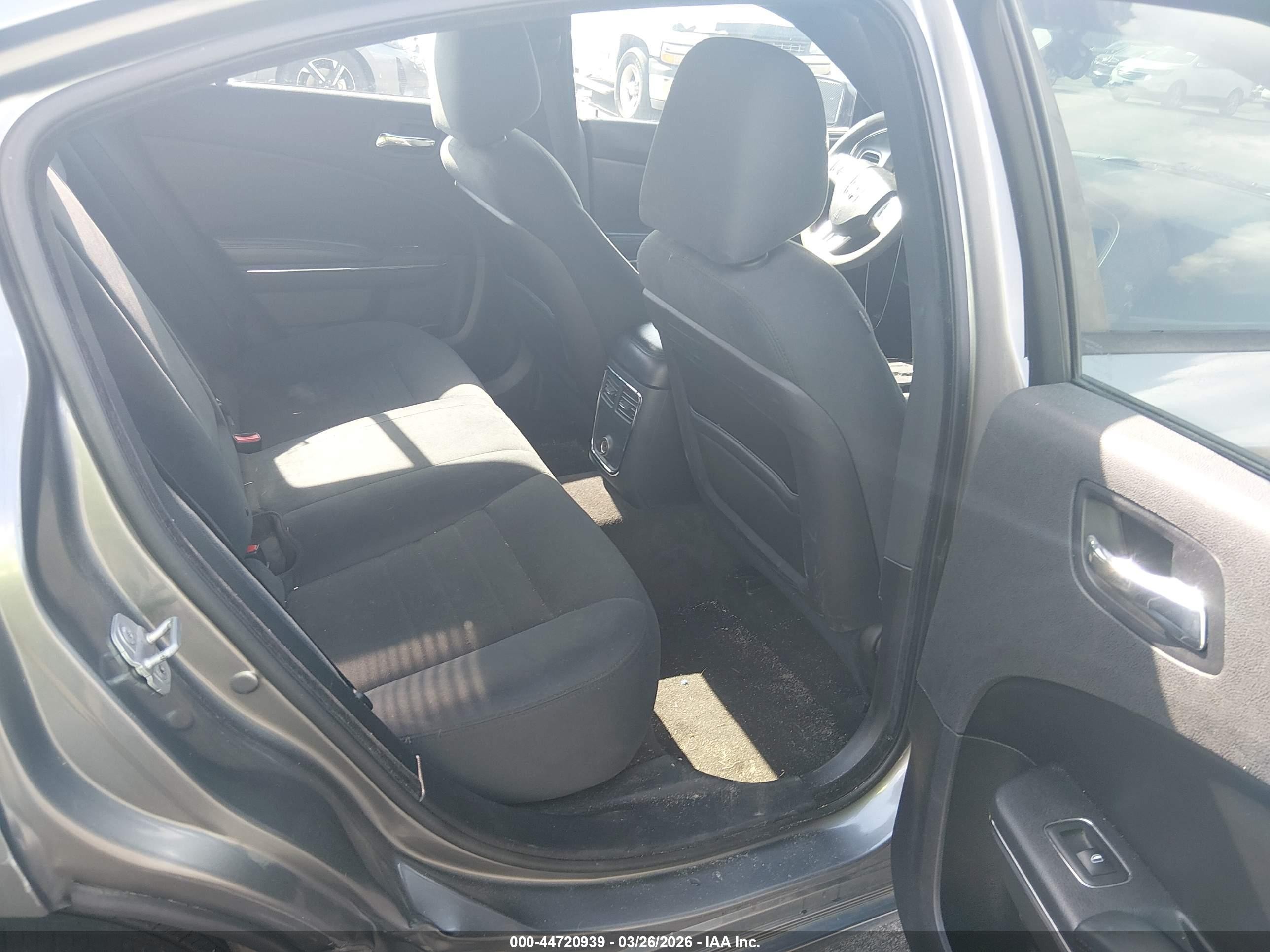 2011 Dodge Charger   Серый vin: 2B3CL3CG4BH577130