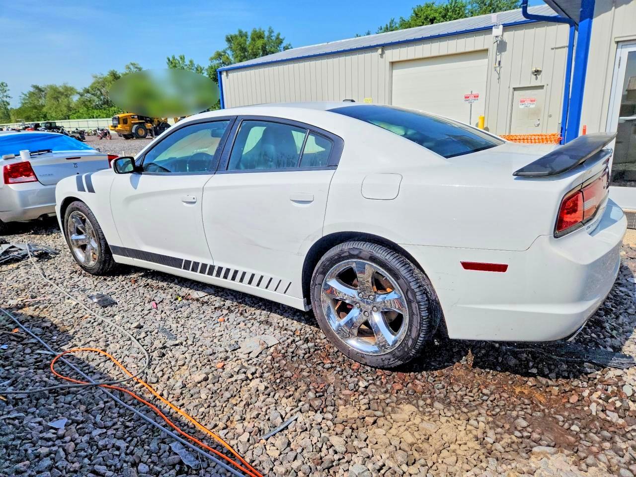 2011 Dodge Charger White vin: 2B3CL3CG4BH592873