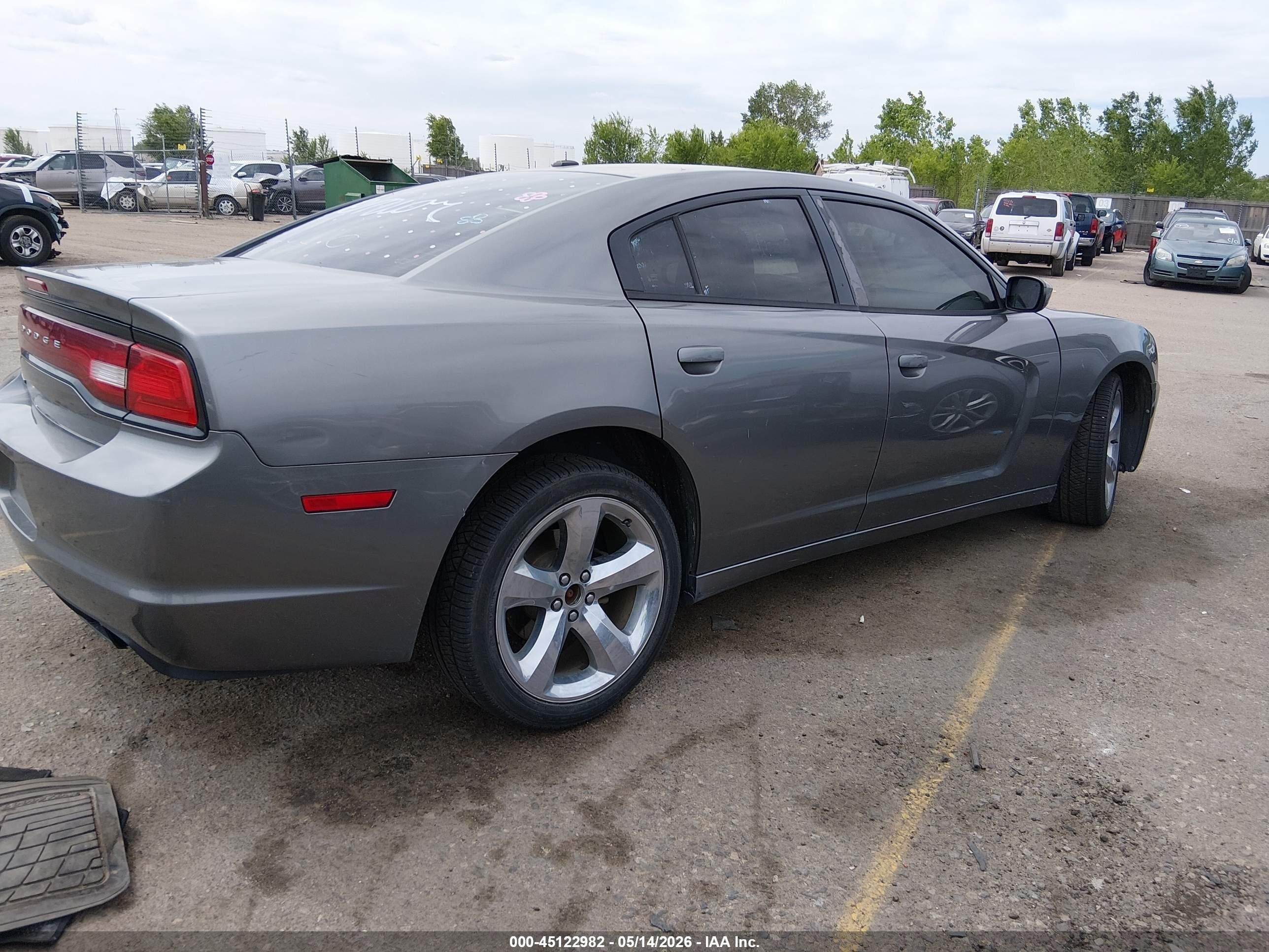 2011 Dodge Charger   Gray vin: 2B3CL3CG5BH527630