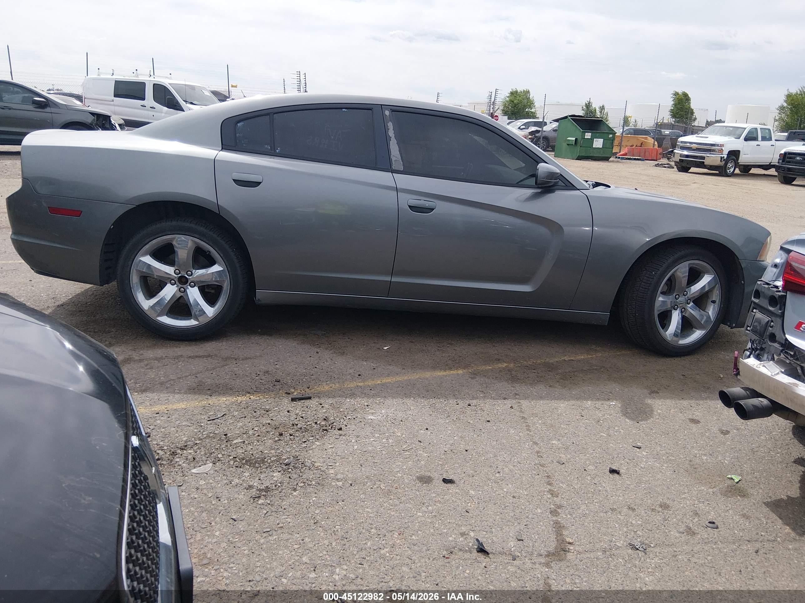 2011 Dodge Charger   Gray vin: 2B3CL3CG5BH527630