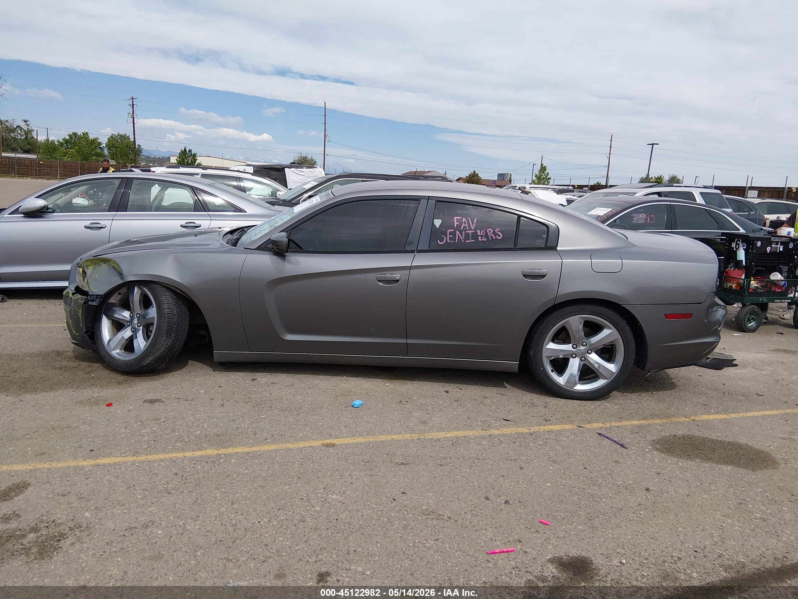 2011 Dodge Charger   Gray vin: 2B3CL3CG5BH527630