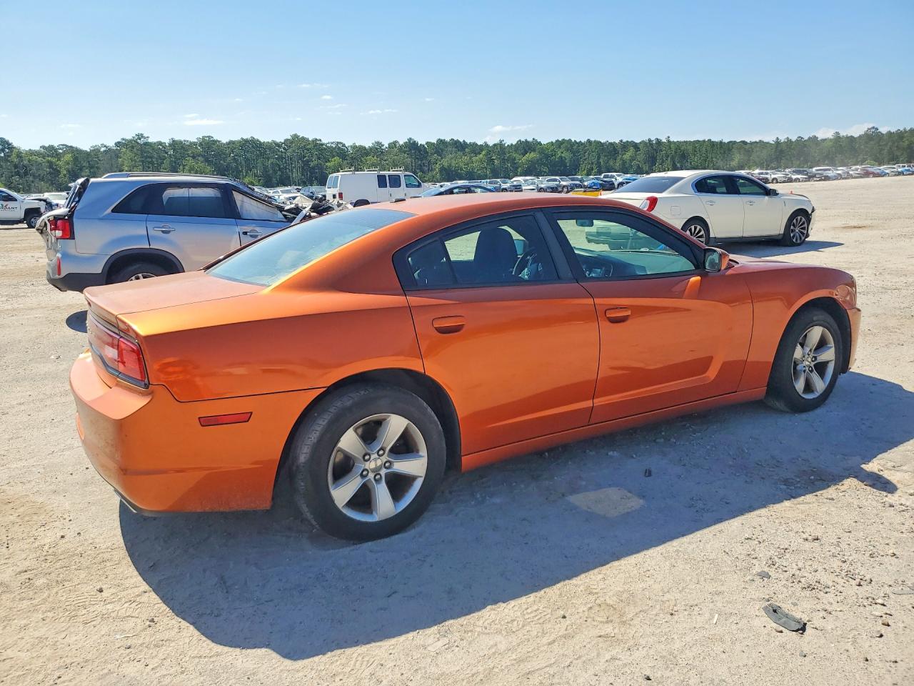 2011 Dodge Charger Orange vin: 2B3CL3CG5BH541205