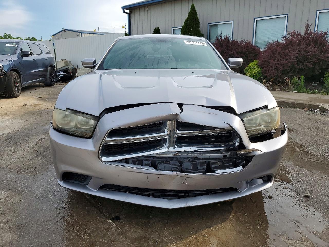 2011 Dodge Charger Silver vin: 2B3CL3CG6BH525000